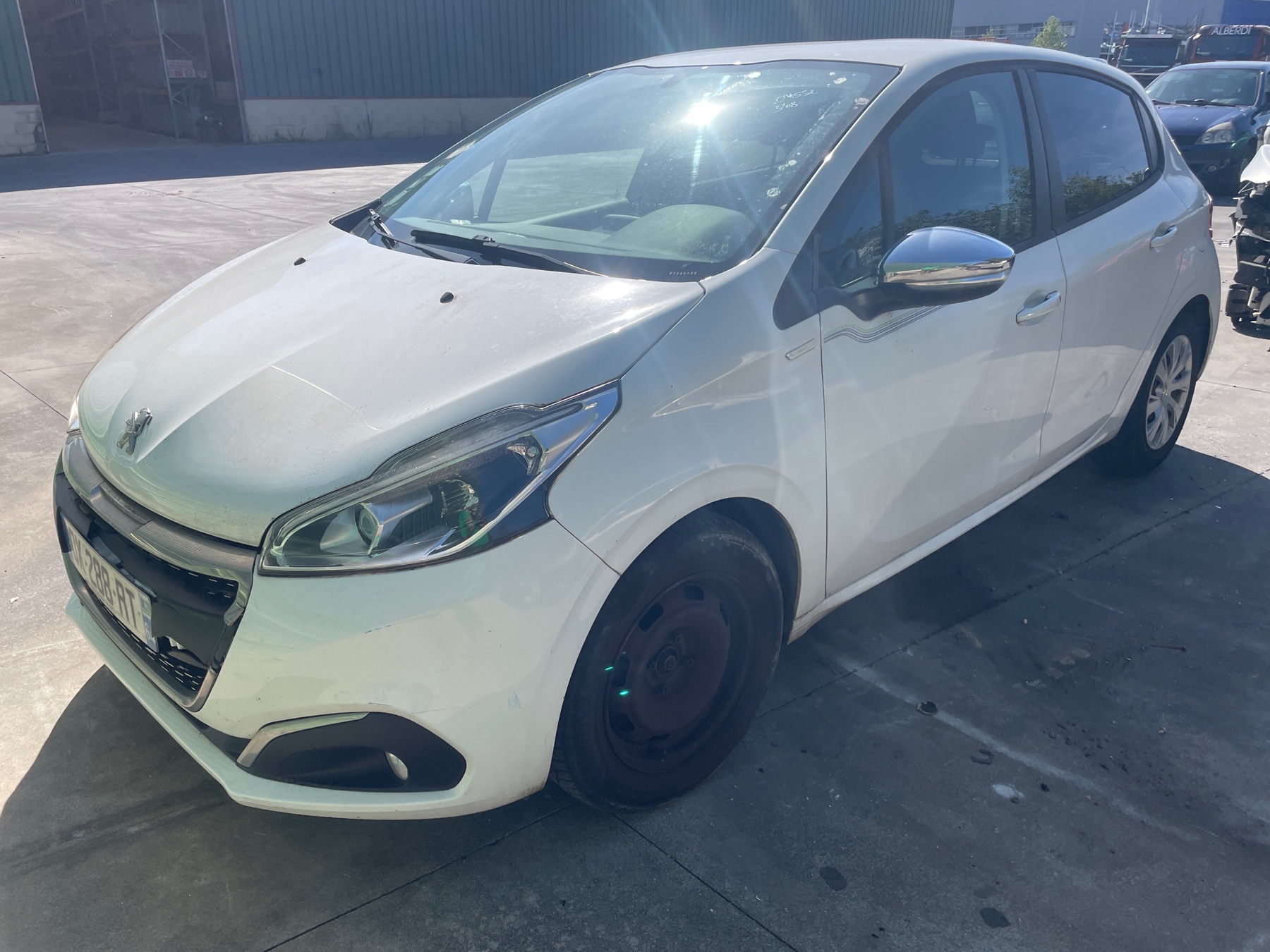 Image PEUGEOT 208 1