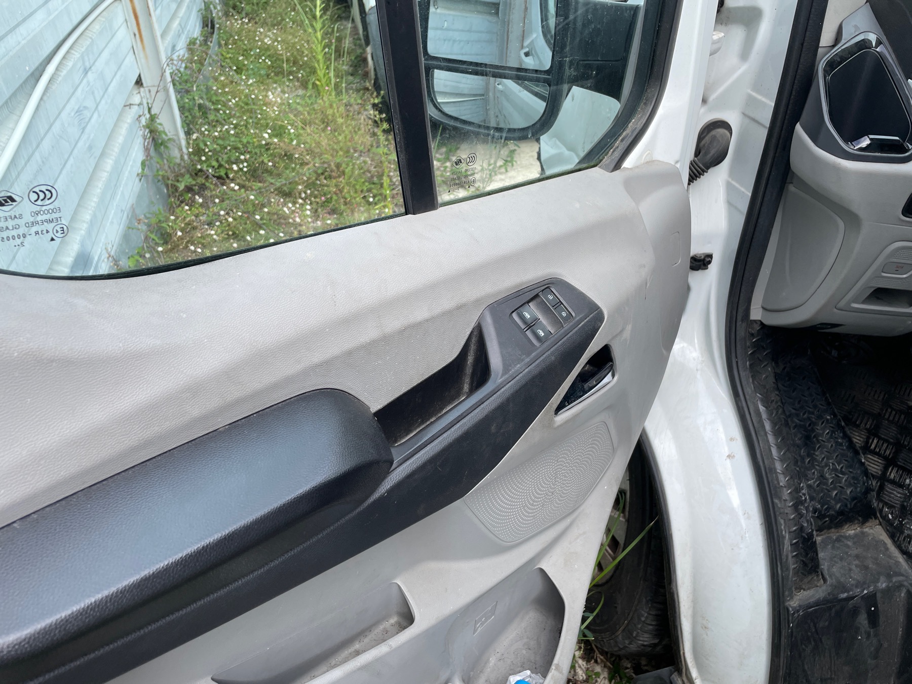 Image MAXUS E-DELIVER 9