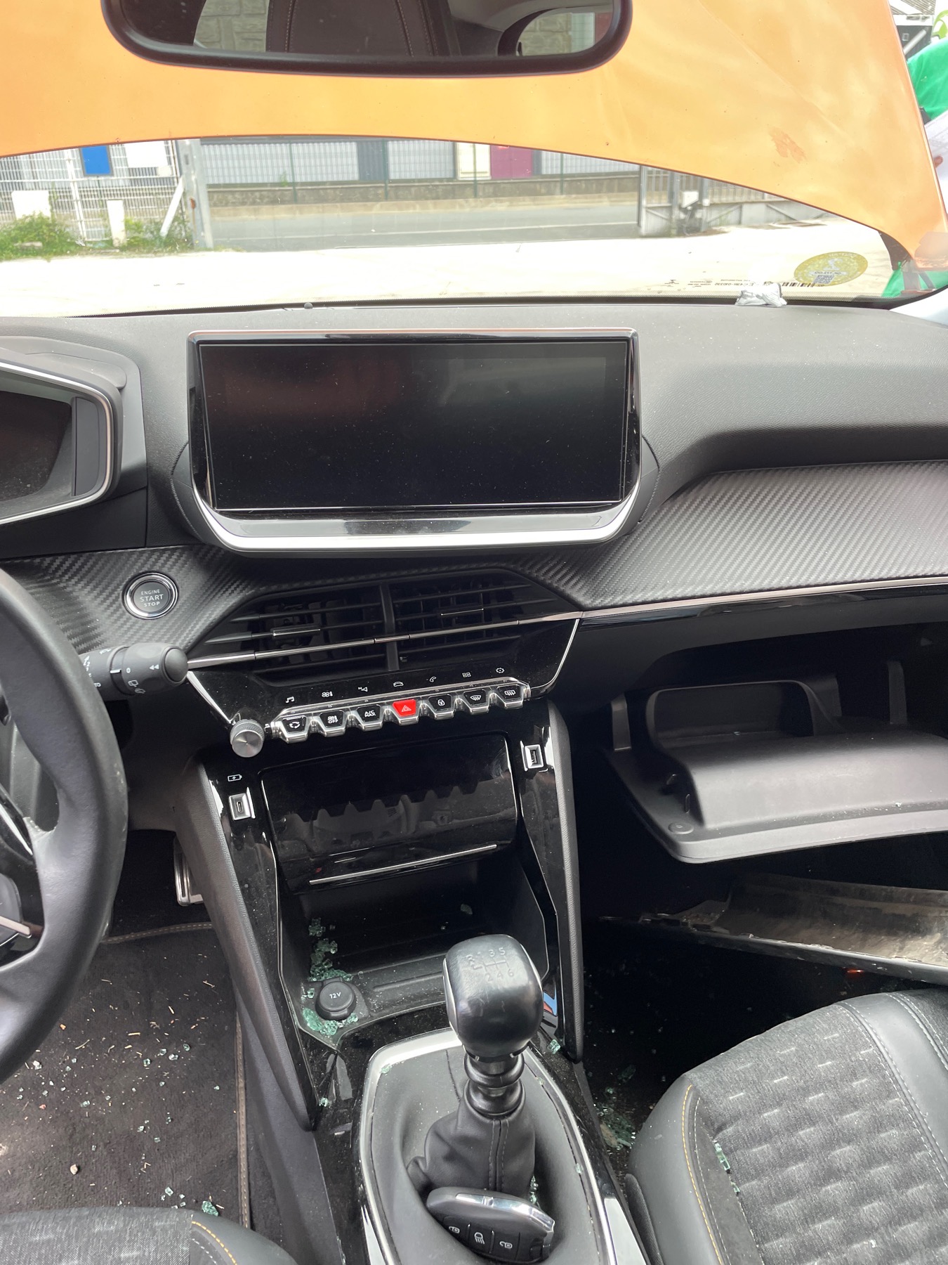 Image PEUGEOT 2008 2