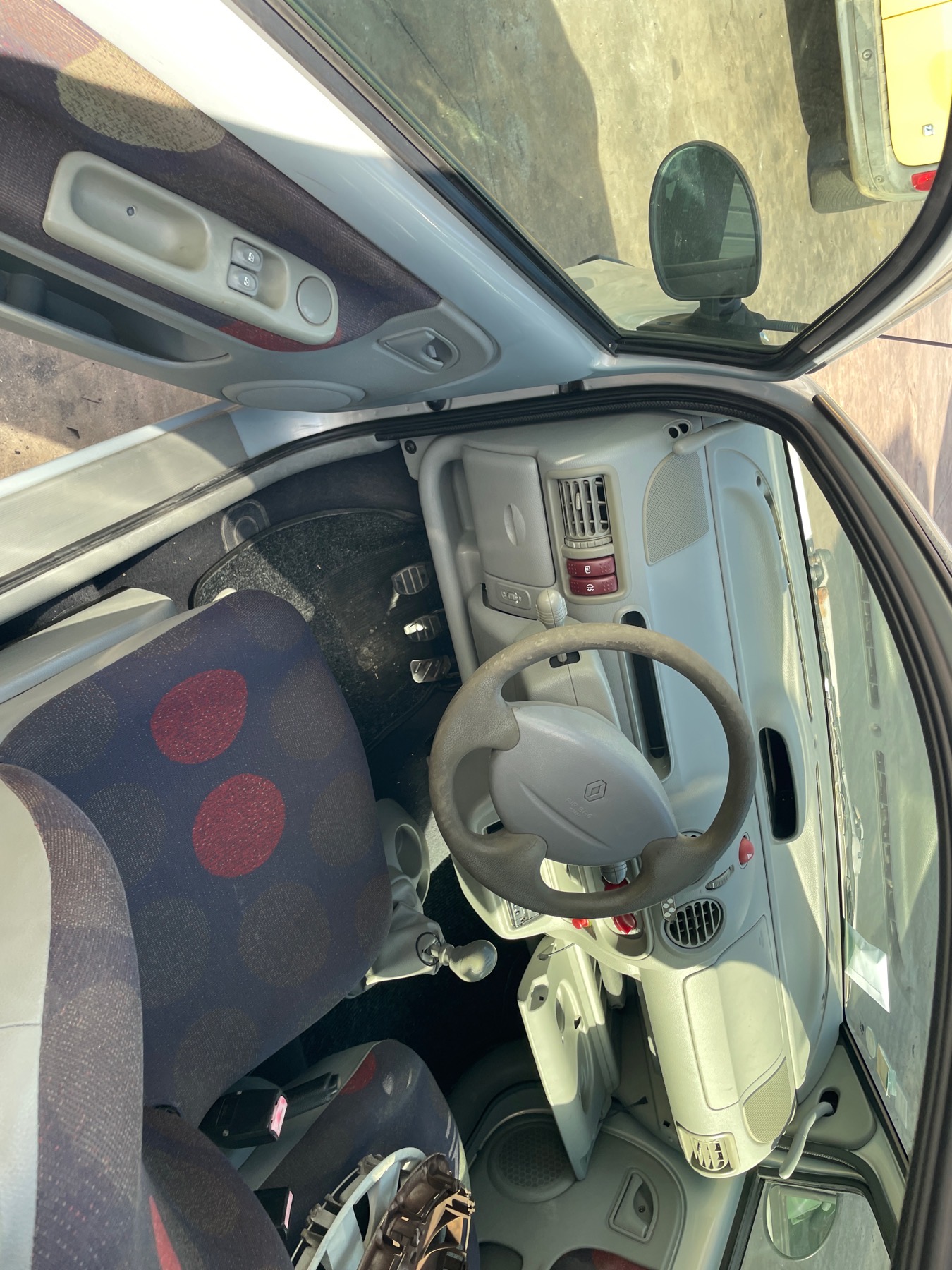 Image RENAULT TWINGO 1