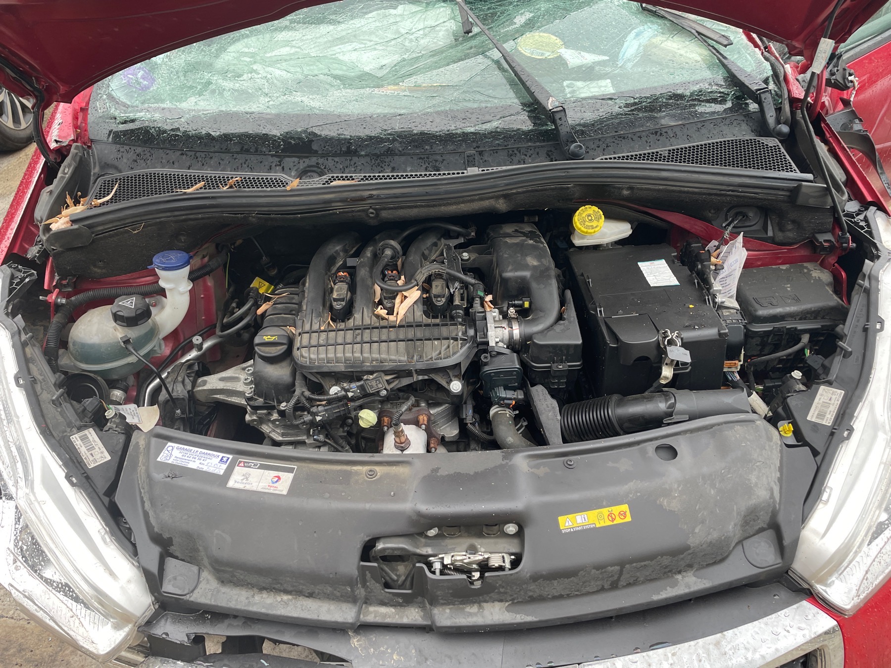 Image PEUGEOT 208 1