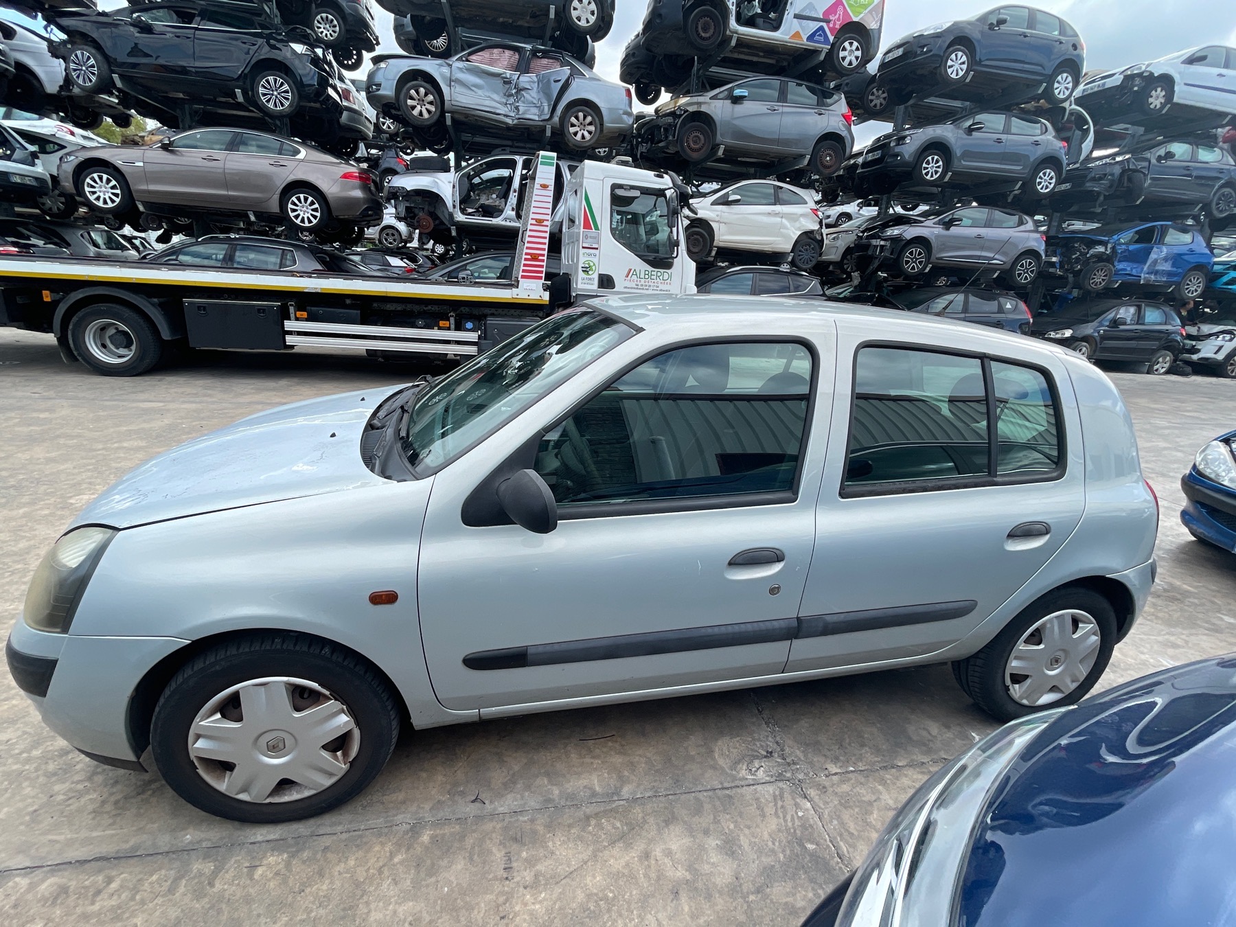 Image RENAULT CLIO 2