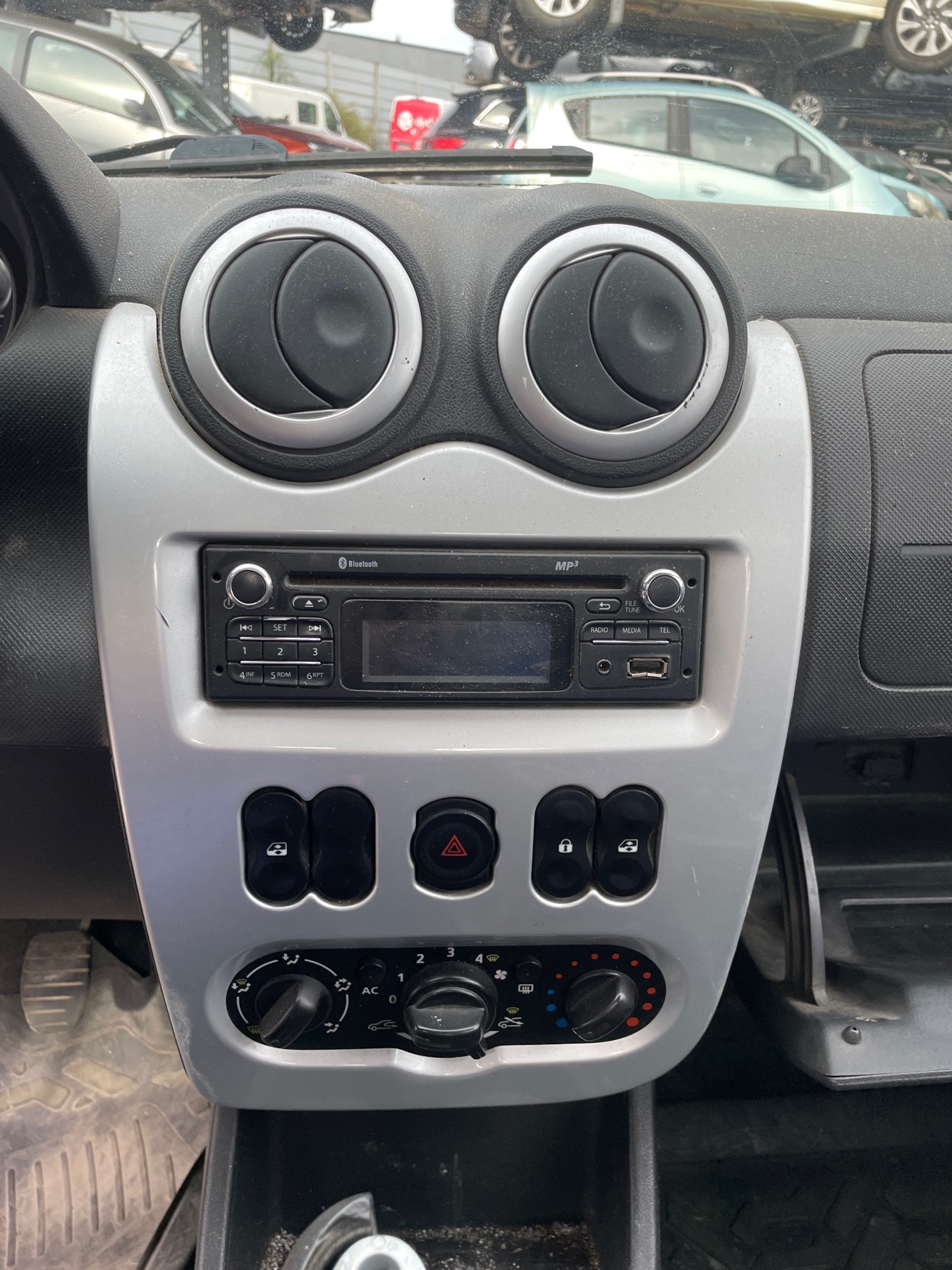 Image DACIA SANDERO 1