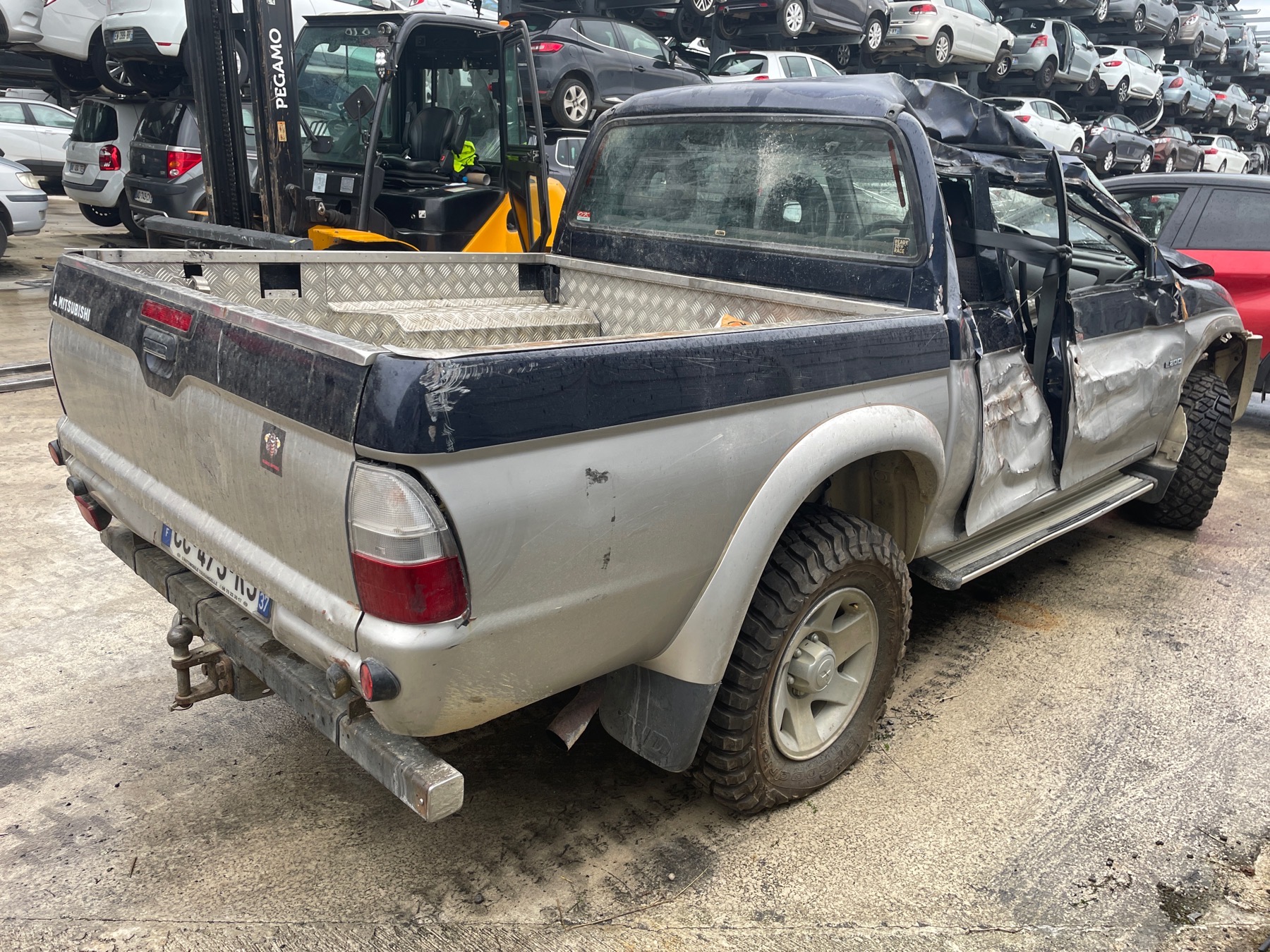 Image MITSUBISHI L 200 2