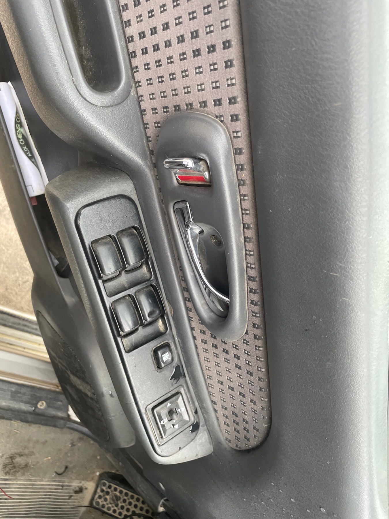 Image MITSUBISHI L 200 2