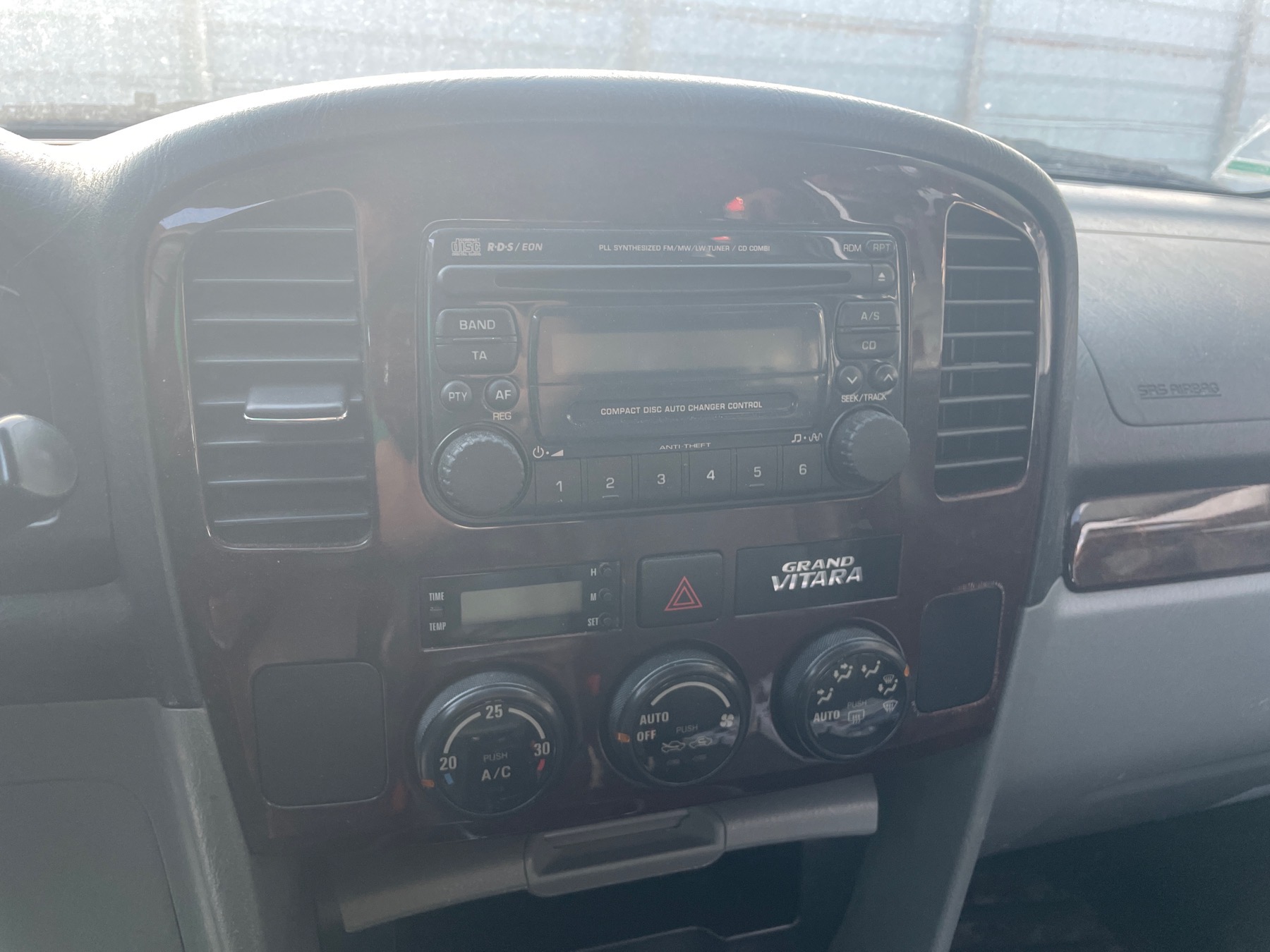 Image SUZUKI GRAND VITARA 1