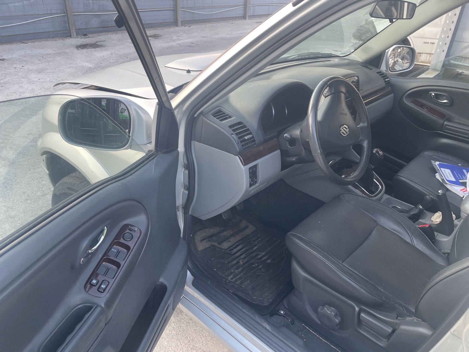 Image SUZUKI GRAND VITARA 1