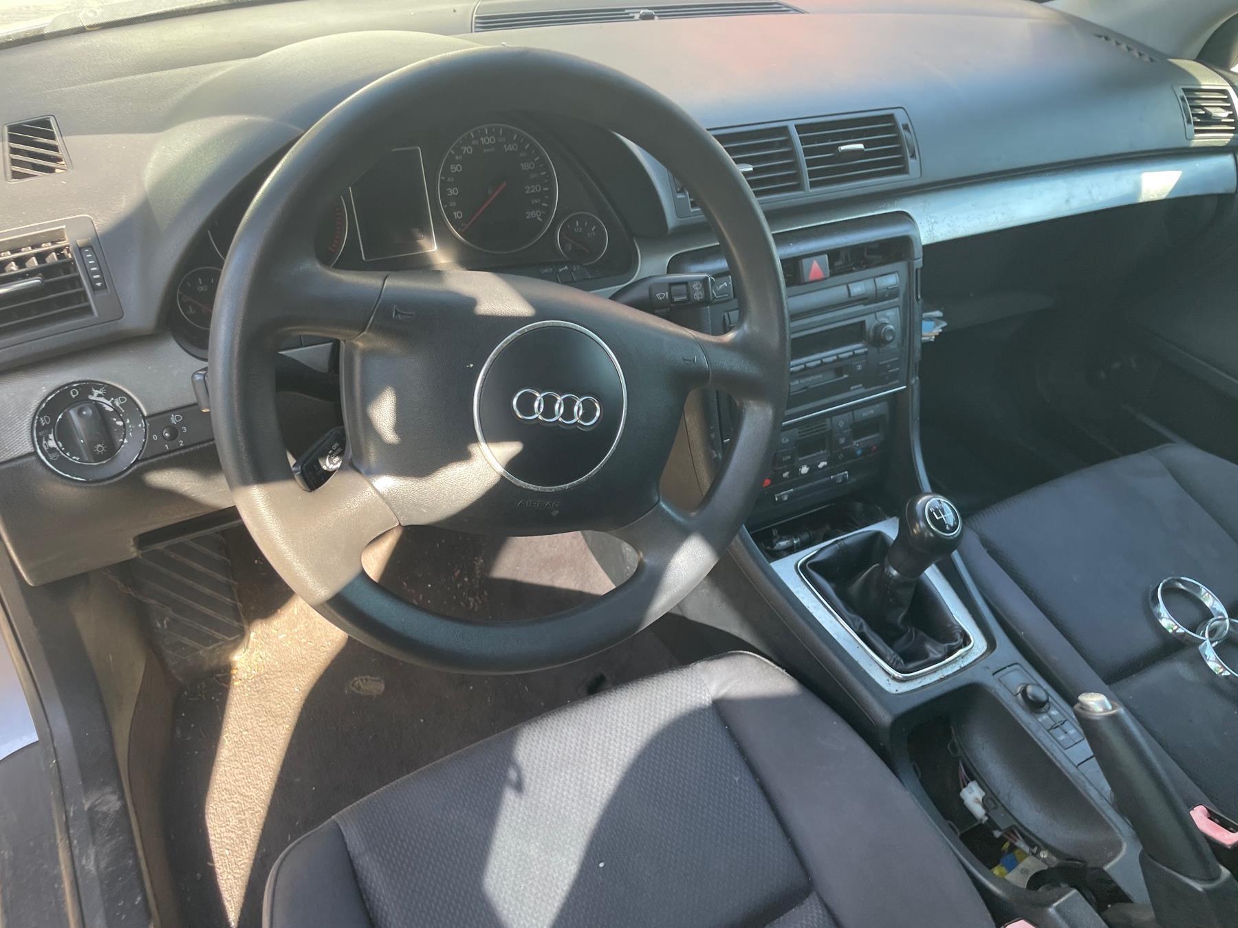 Image AUDI A4 2