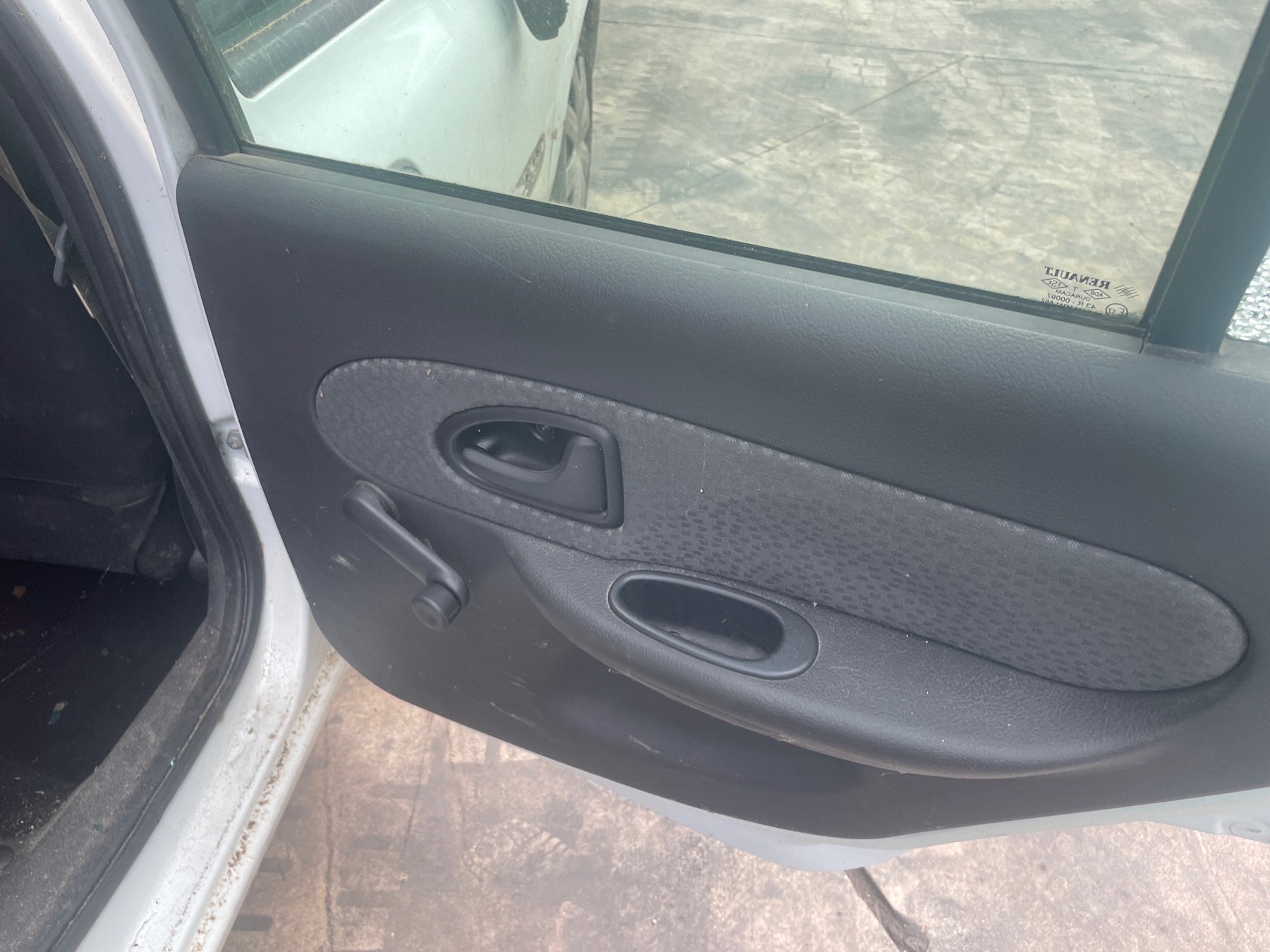 Image RENAULT CLIO 2 CAMPUS