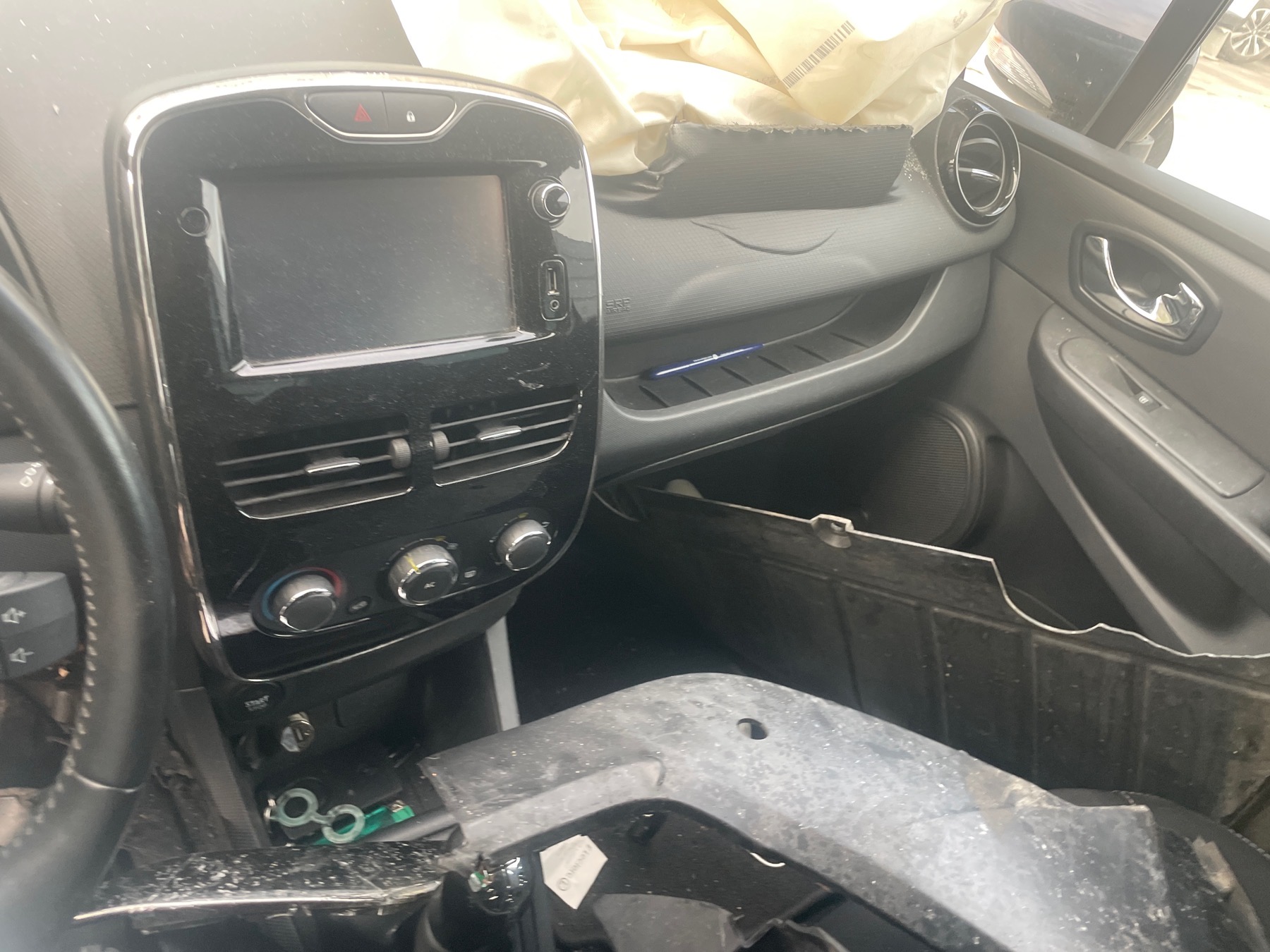Image RENAULT CLIO 4
