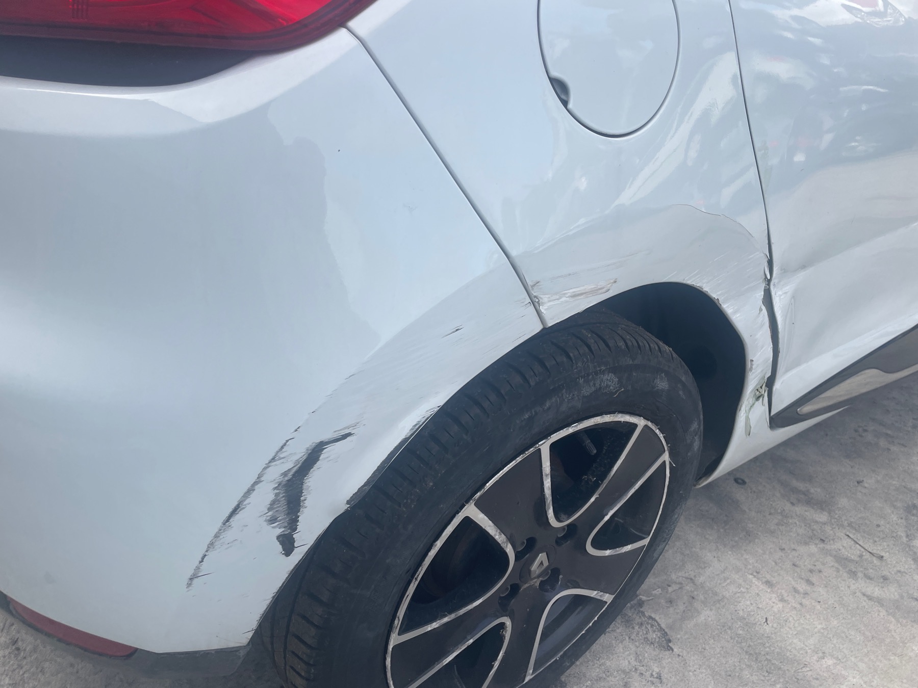 Image RENAULT CLIO 4