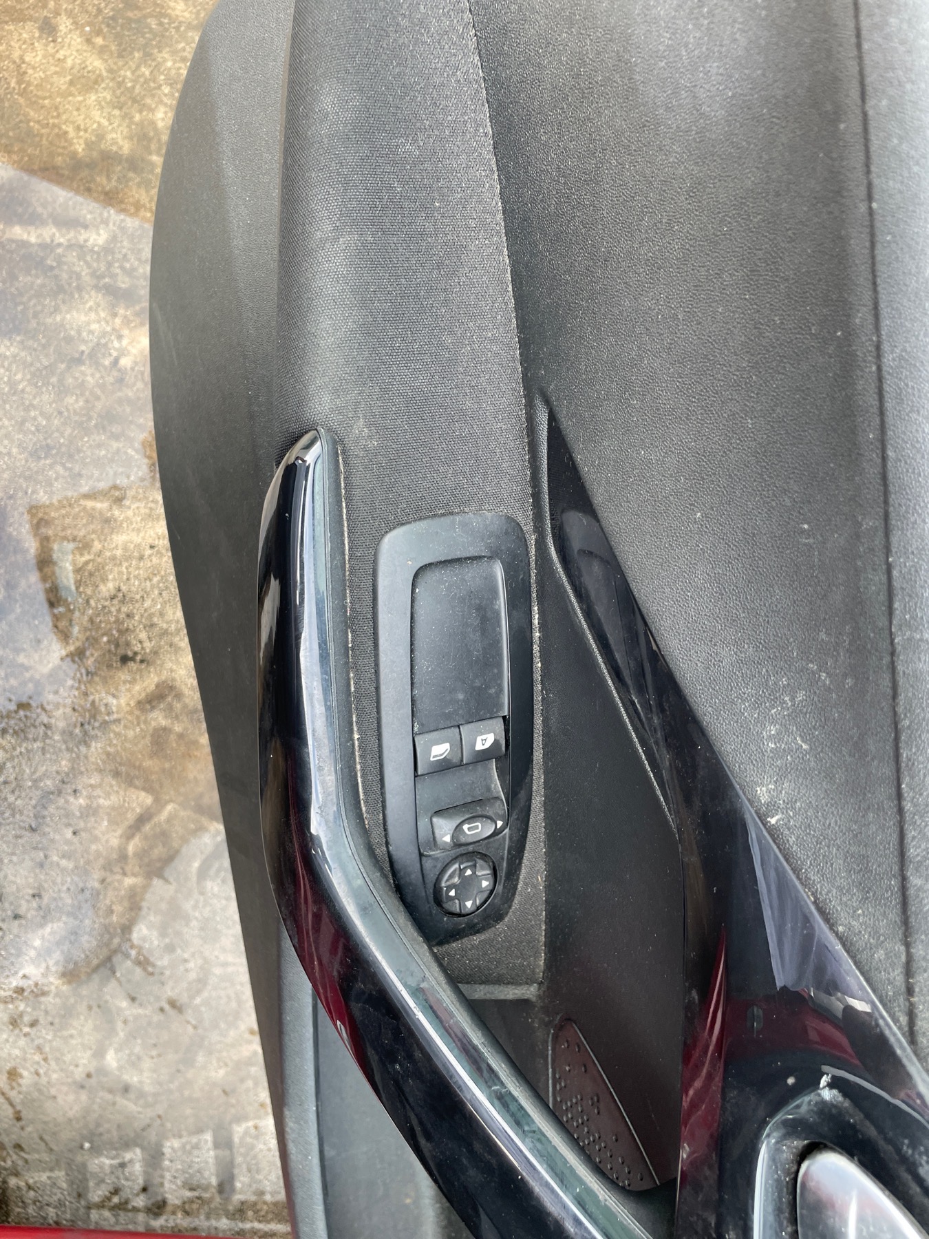 Image PEUGEOT 208 1