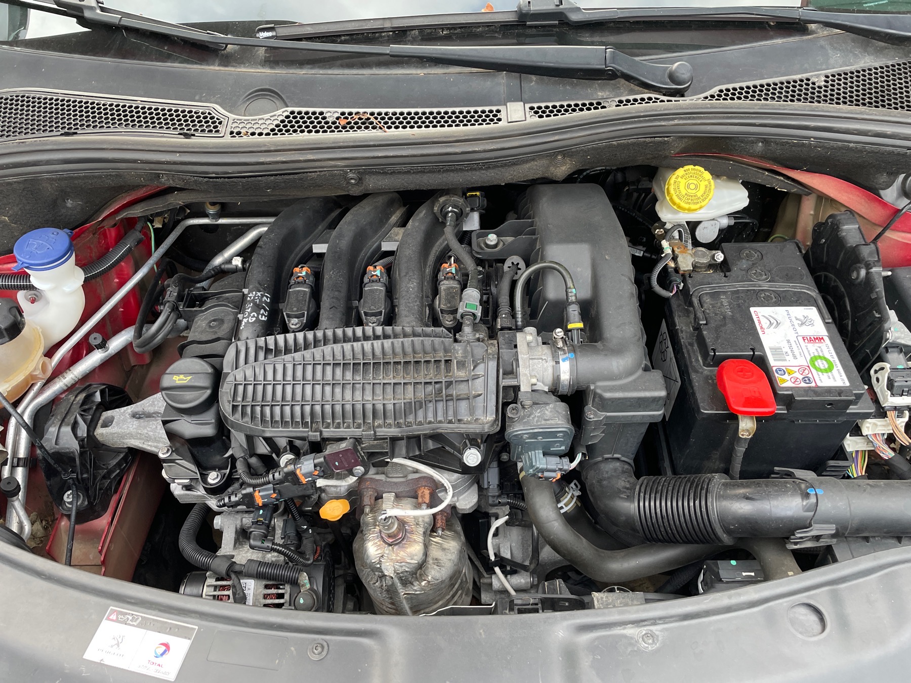 Image PEUGEOT 208 1