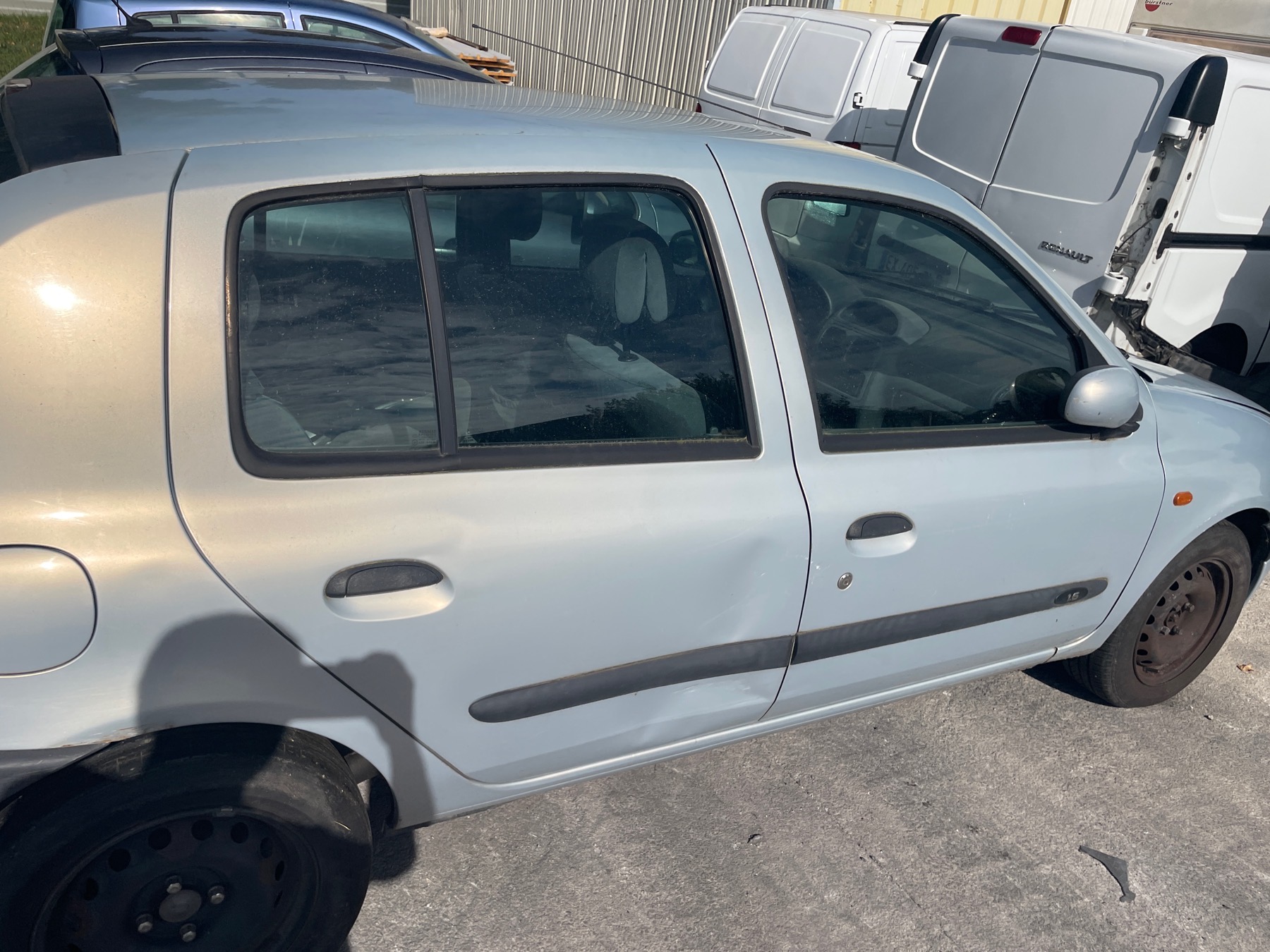Image RENAULT CLIO 2