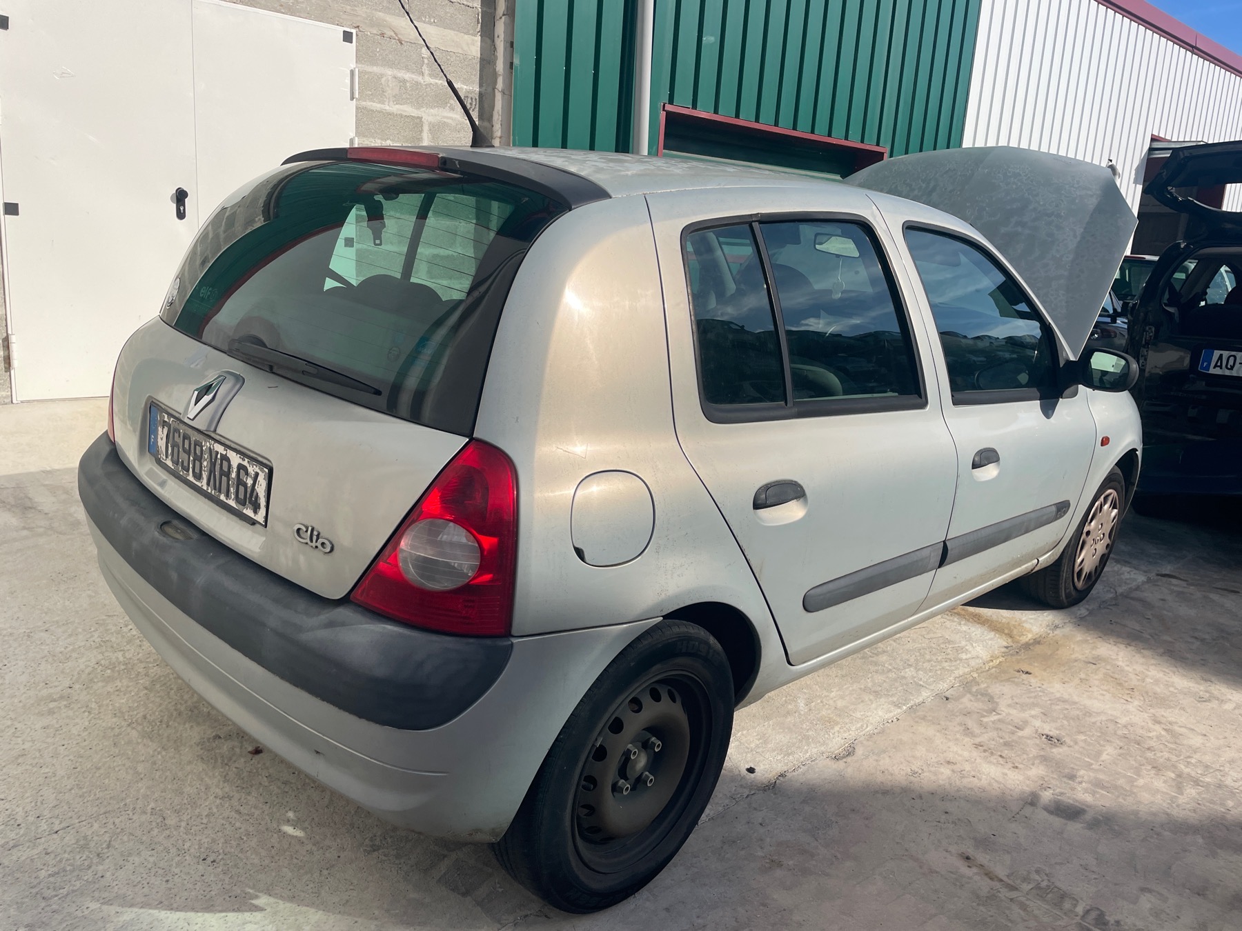 Image RENAULT CLIO 2