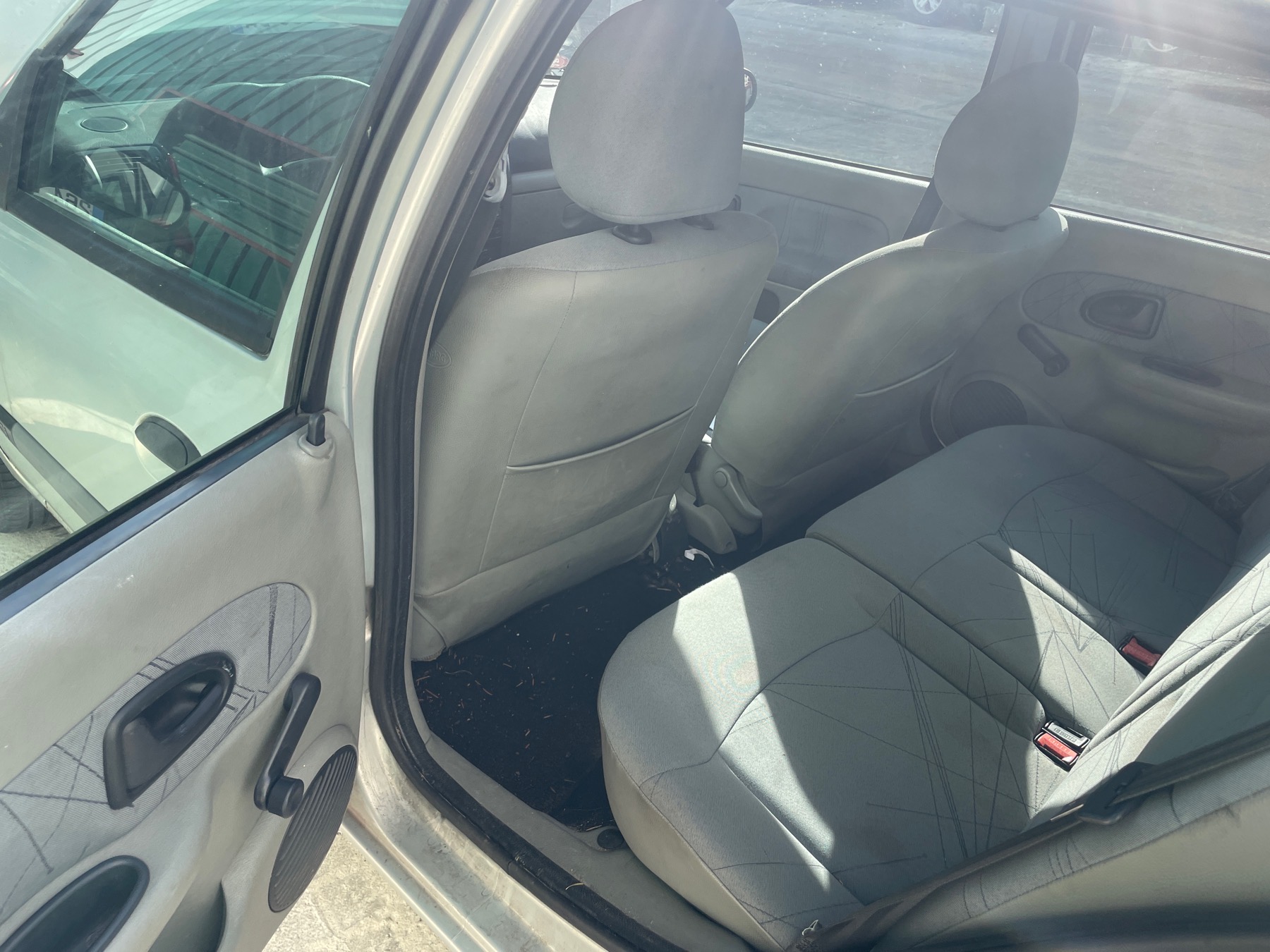 Image RENAULT CLIO 2