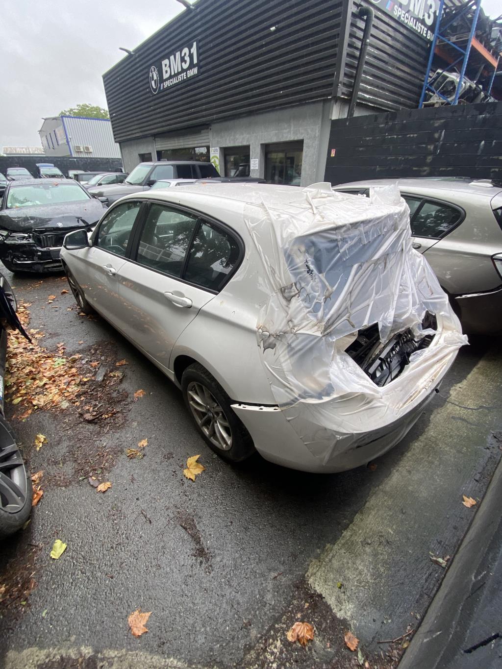 Foto pieza de coche