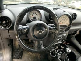 Foto pieza de coche
