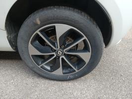 Foto pieza de coche