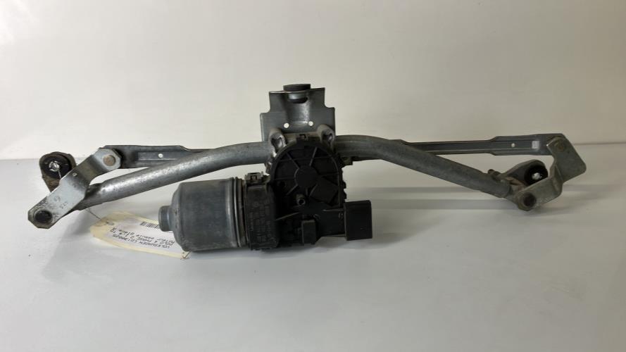 Foto 1 di 9