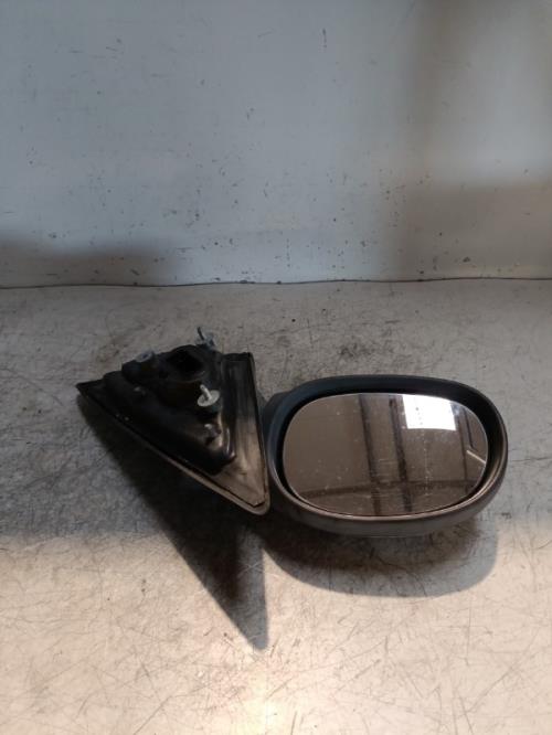 Cache sous moteur avant gauche Pour BMW Serie 7 F01 F02 Cache sous moteur avant gauche Pour BMW Serie 7 F01 F02