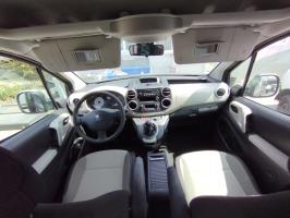 Foto pieza de coche