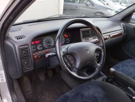 Foto pieza de coche
