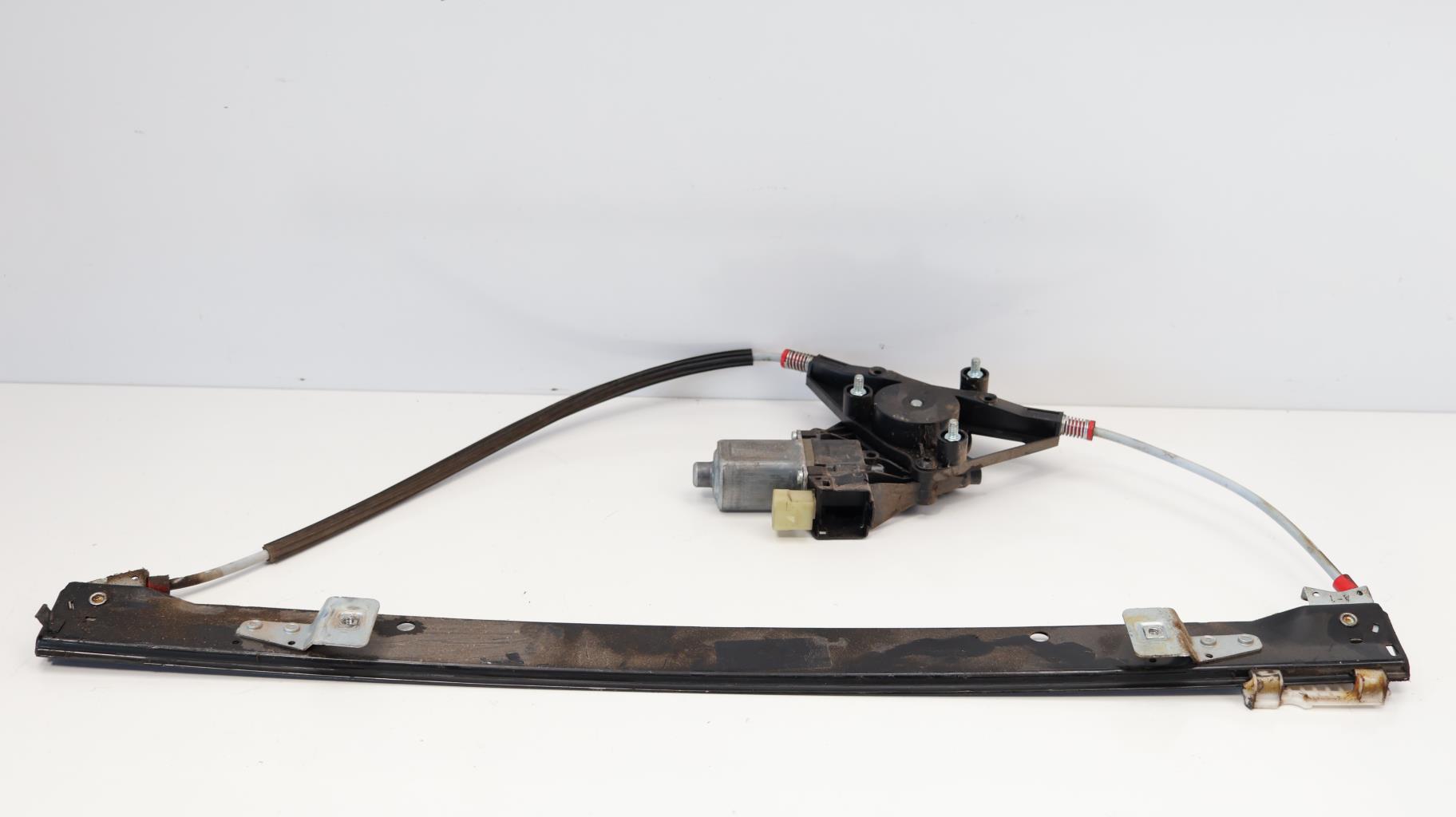 Lève-vitre électrique Gauche Pour Iveco 115/145/17/330/190 - Réf OEM 2997175, Neuf
