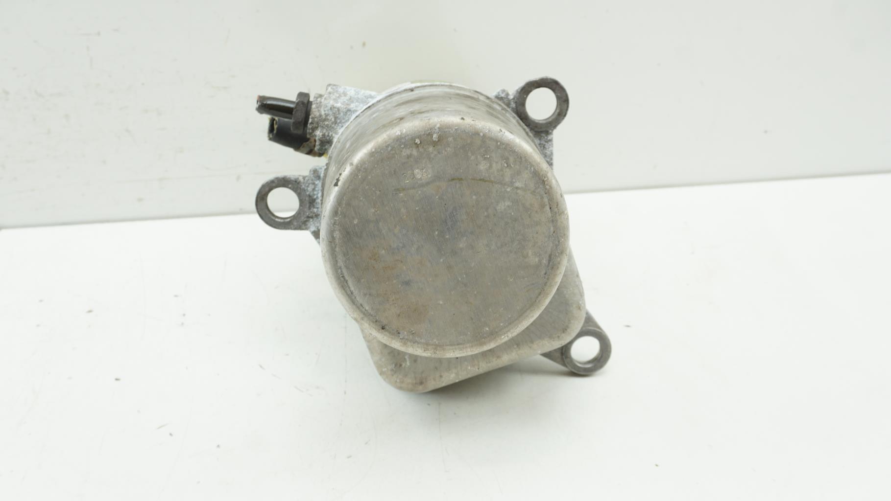 Pompe de direction pour FORD KUGA 1 d'occasion - Jaqu'Auto