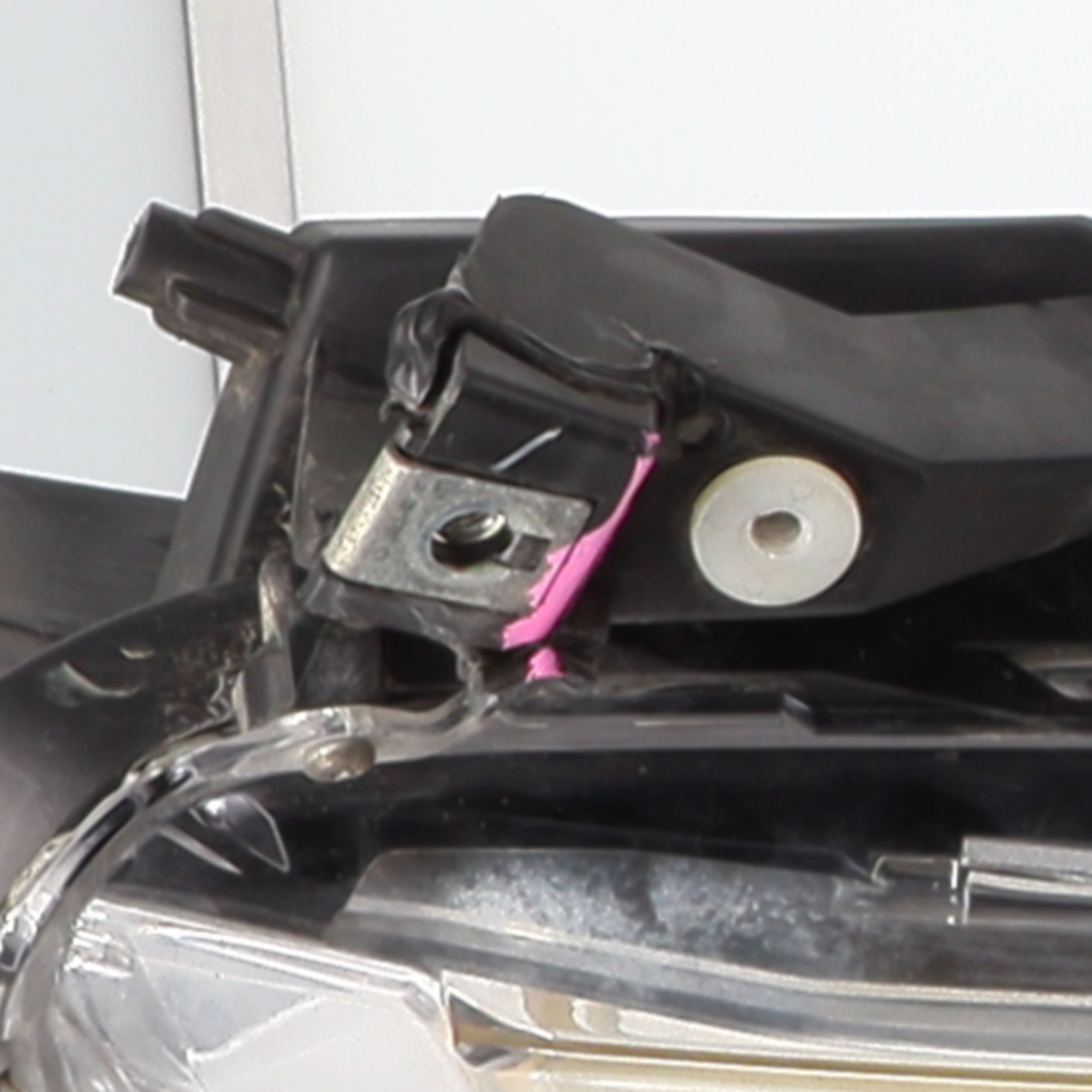 Optique avant principal gauche (feux)(phare) pour CITROEN C-CROSSER Optique avant principal gauche (feux)(phare) pour CITROEN C-CROSSER