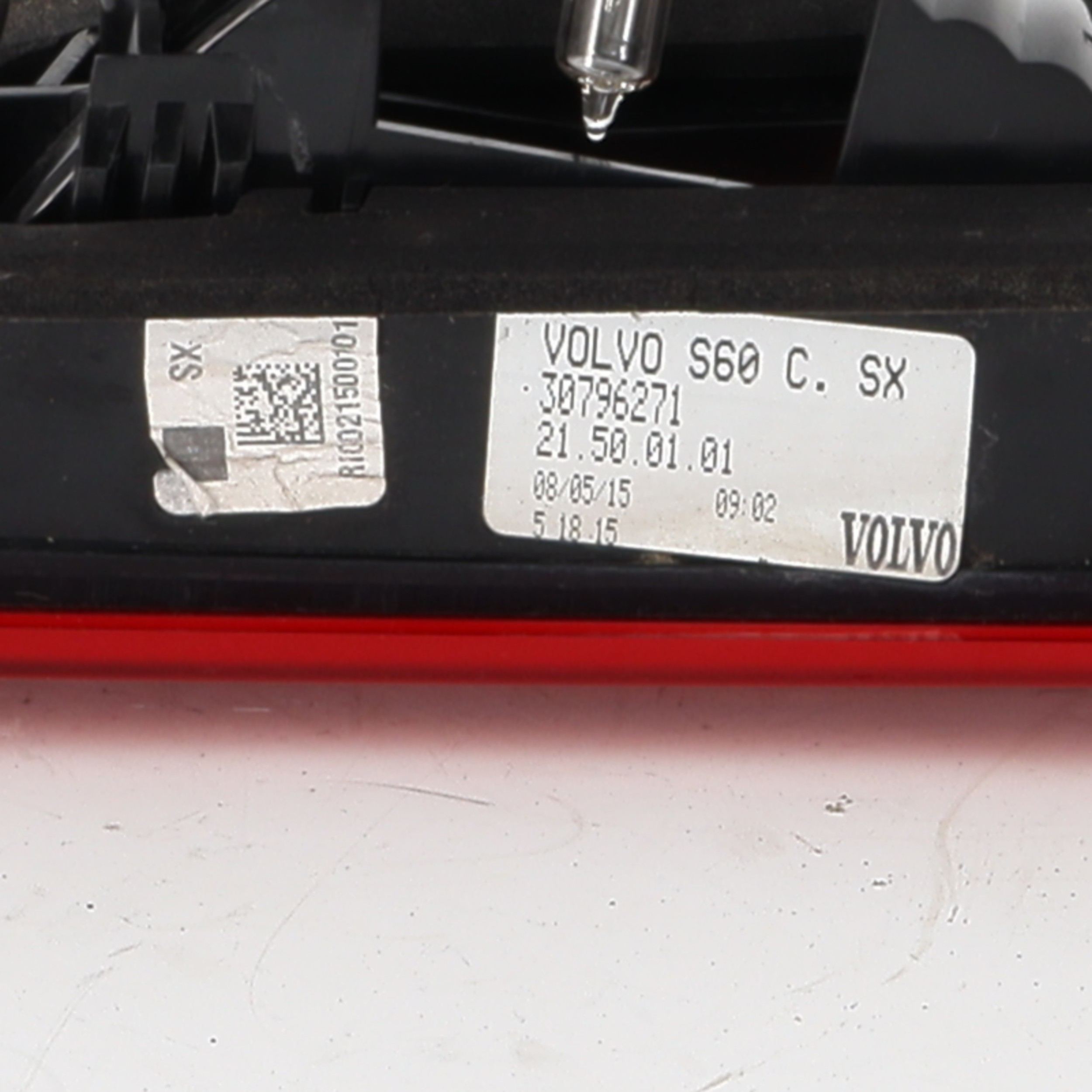 Feu arriere secondaire gauche (feux) pour VOLVO S 60 2 PHASE 2 Feu arriere secondaire gauche (feux) pour VOLVO S 60 2 PHASE 2