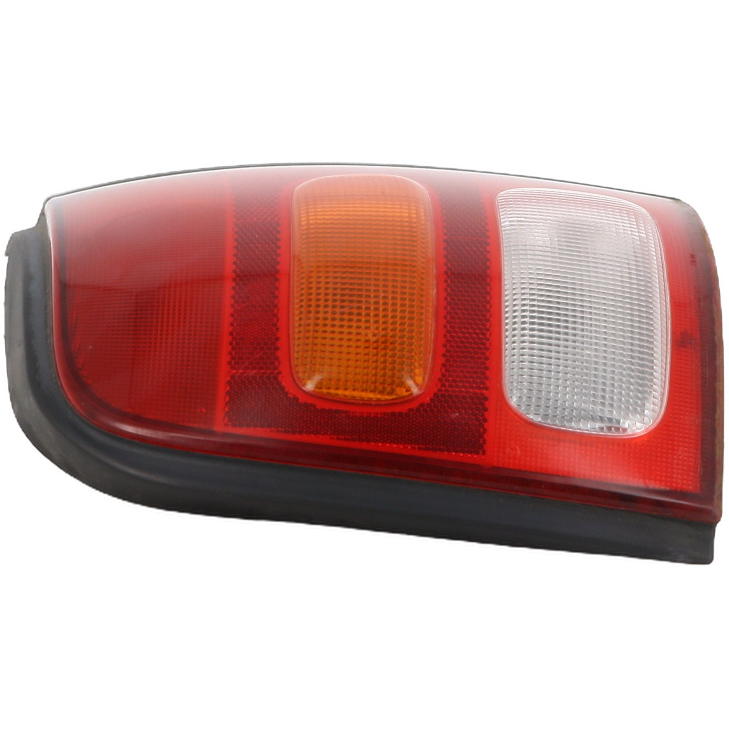 Feu arriere principal droit (feux) pour NISSAN MICRA 2 PHASE 3 Feu arriere principal droit (feux) pour NISSAN MICRA 2 PHASE 3