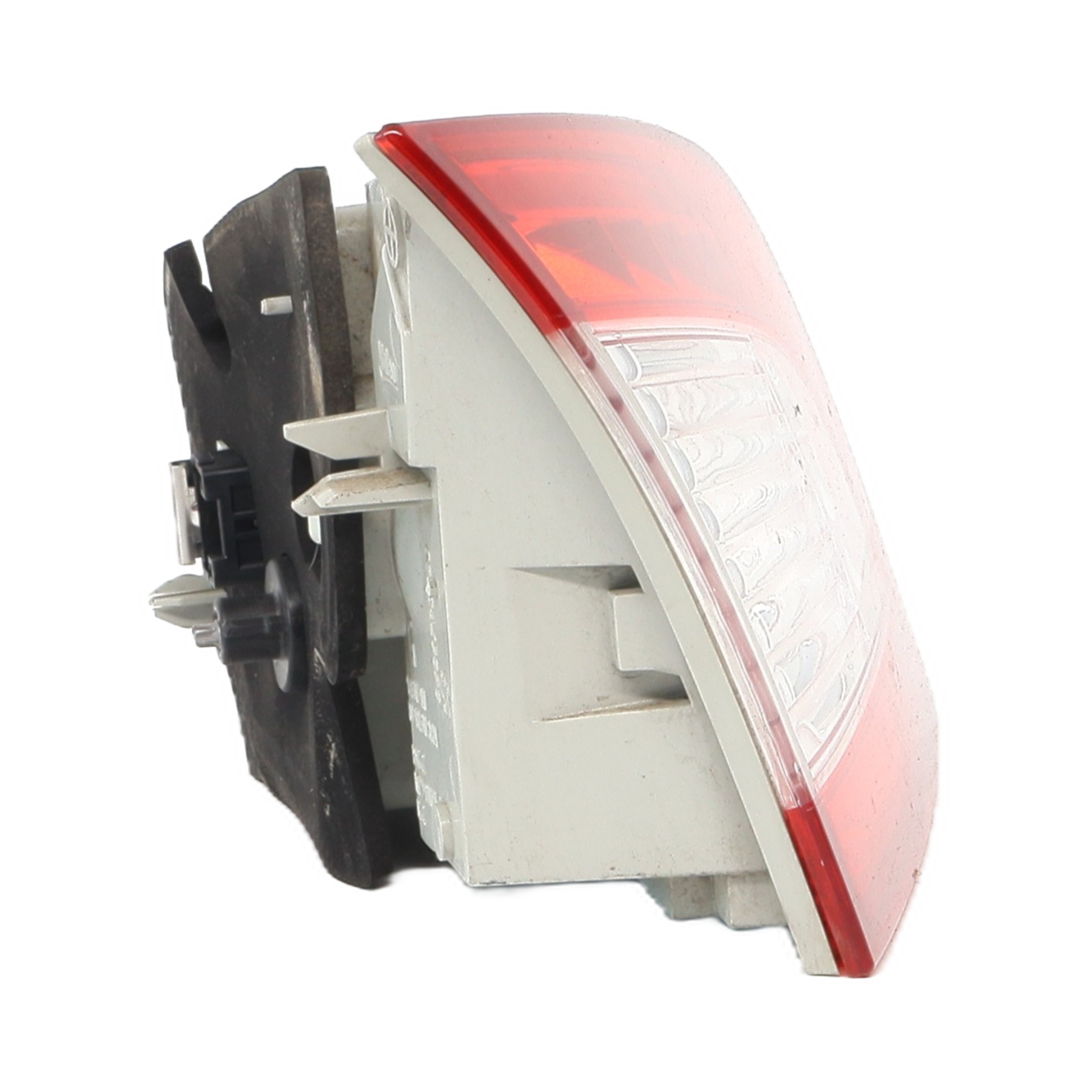 Feu arriere secondaire gauche (feux) pour PEUGEOT 508 1 SW PHASE 2 BREAK Feu arriere secondaire gauche (feux) pour PEUGEOT 508 1 SW PHASE 2 BREAK