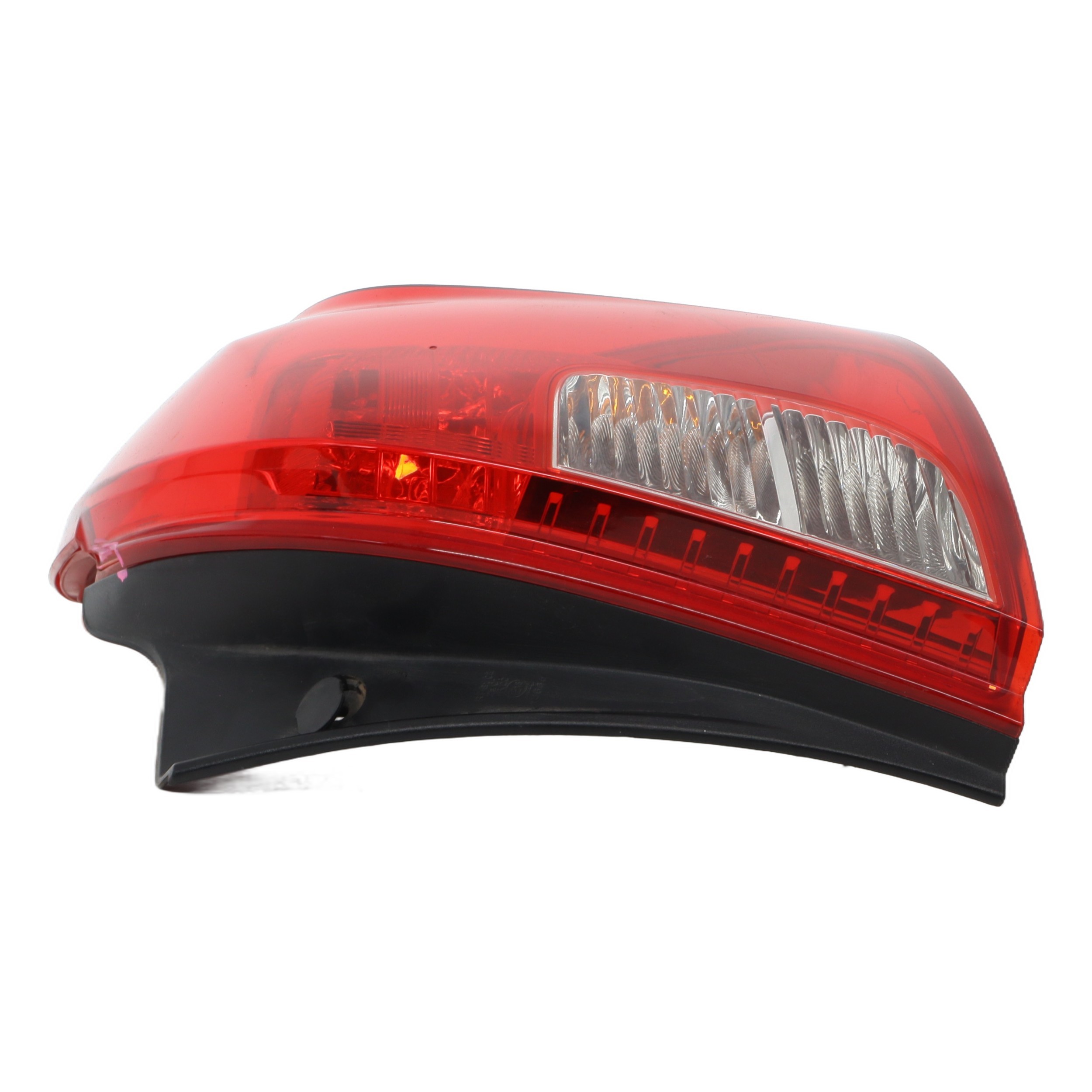 Feu arriere principal droit (feux) pour OPEL MOKKA 1 PHASE 1 Feu arriere principal droit (feux) pour OPEL MOKKA 1 PHASE 1