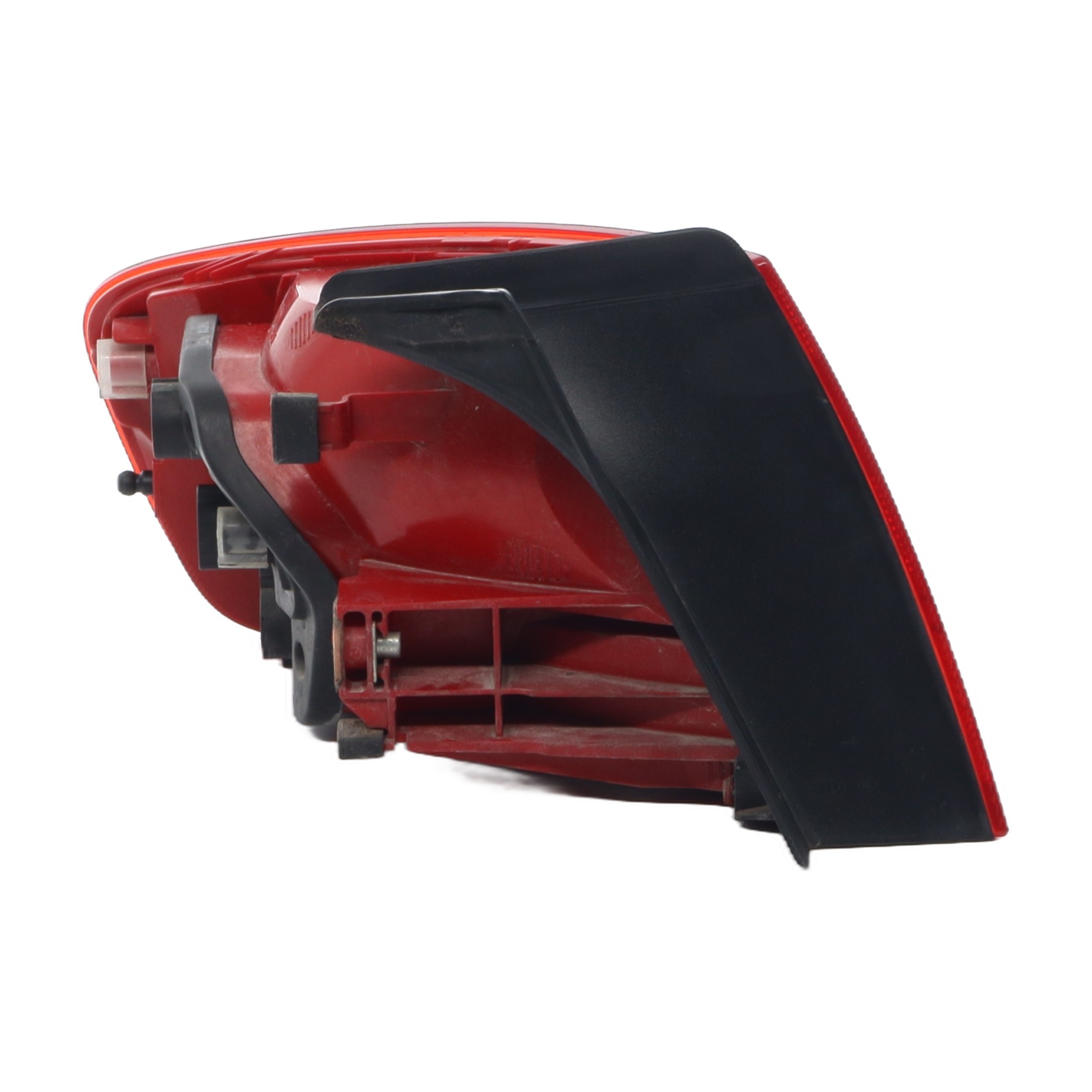 Feu arriere principal droit (feux) pour AUDI A4 3 PHASE 1 Feu arriere principal droit (feux) pour AUDI A4 3 PHASE 1