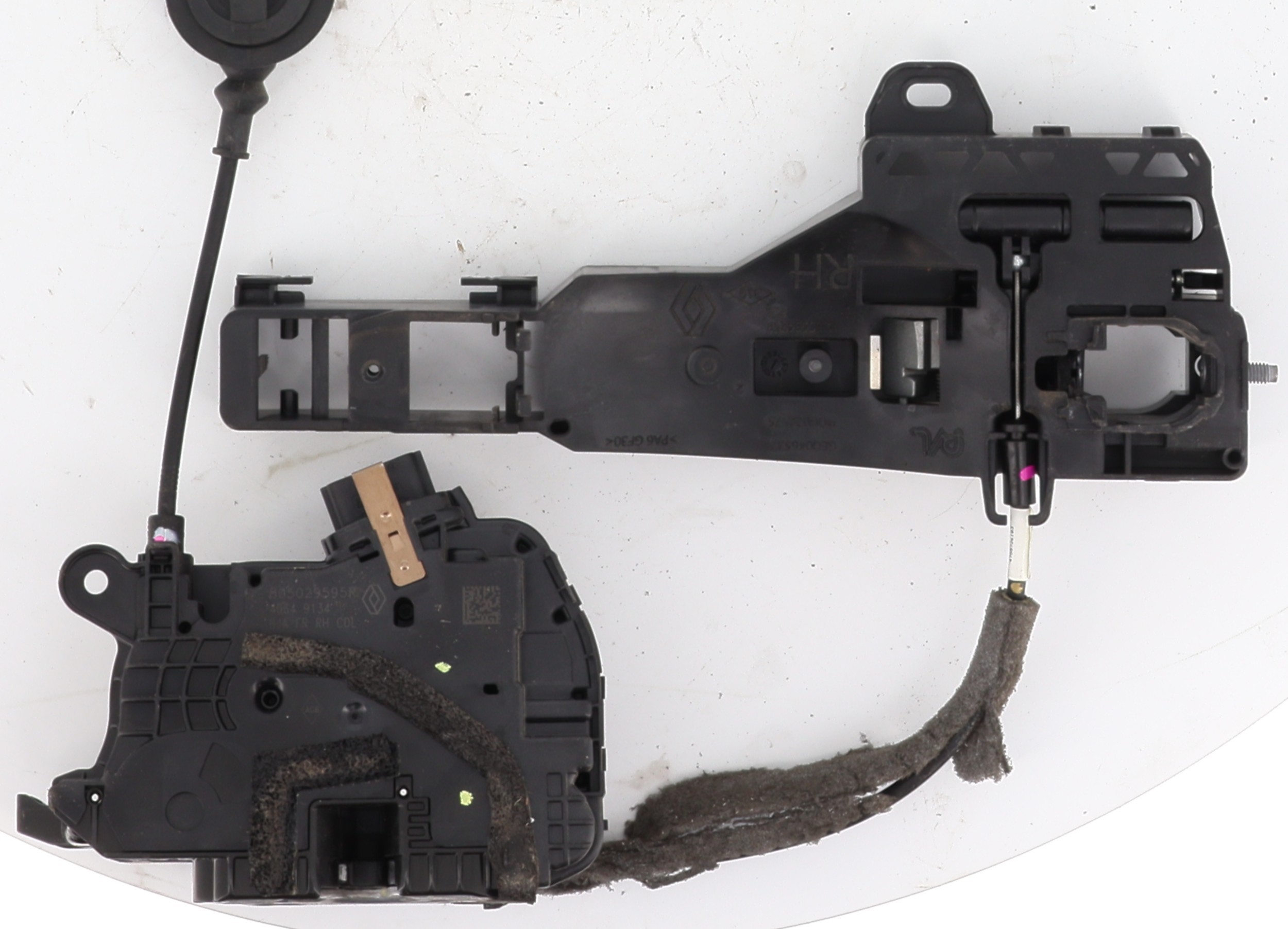 Serrure avant droit pour RENAULT CLIO 5 PHASE 1 Serrure avant droit pour RENAULT CLIO 5 PHASE 1
