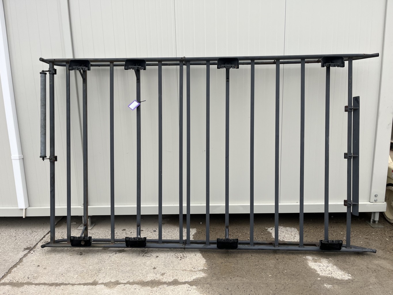 Galerie de toit pour RENAULT TRAFIC 2 PHASE 1 Galerie de toit pour RENAULT TRAFIC 2 PHASE 1