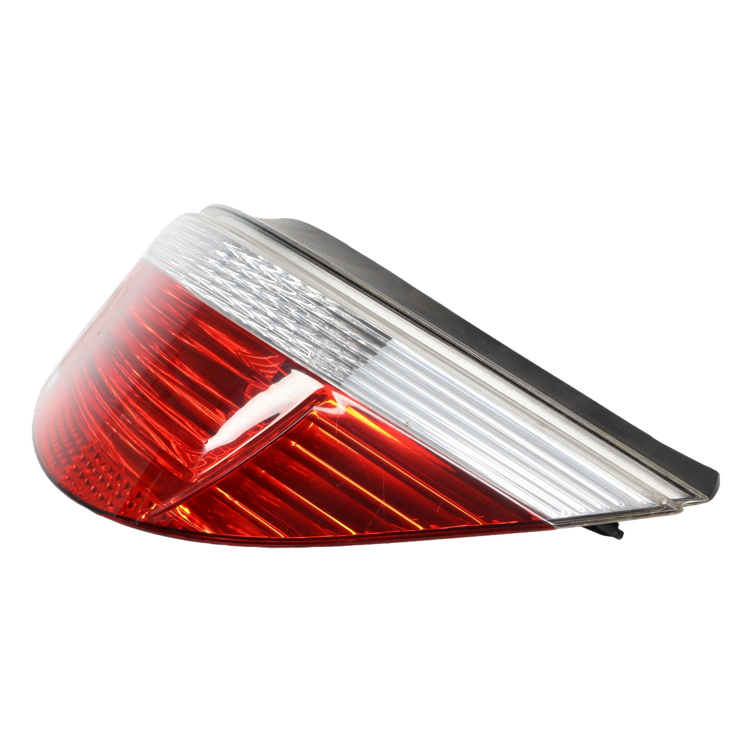 Feu arriere principal droit (feux) pour BMW SERIE 5 E60 PHASE 1 Feu arriere principal droit (feux) pour BMW SERIE 5 E60 PHASE 1
