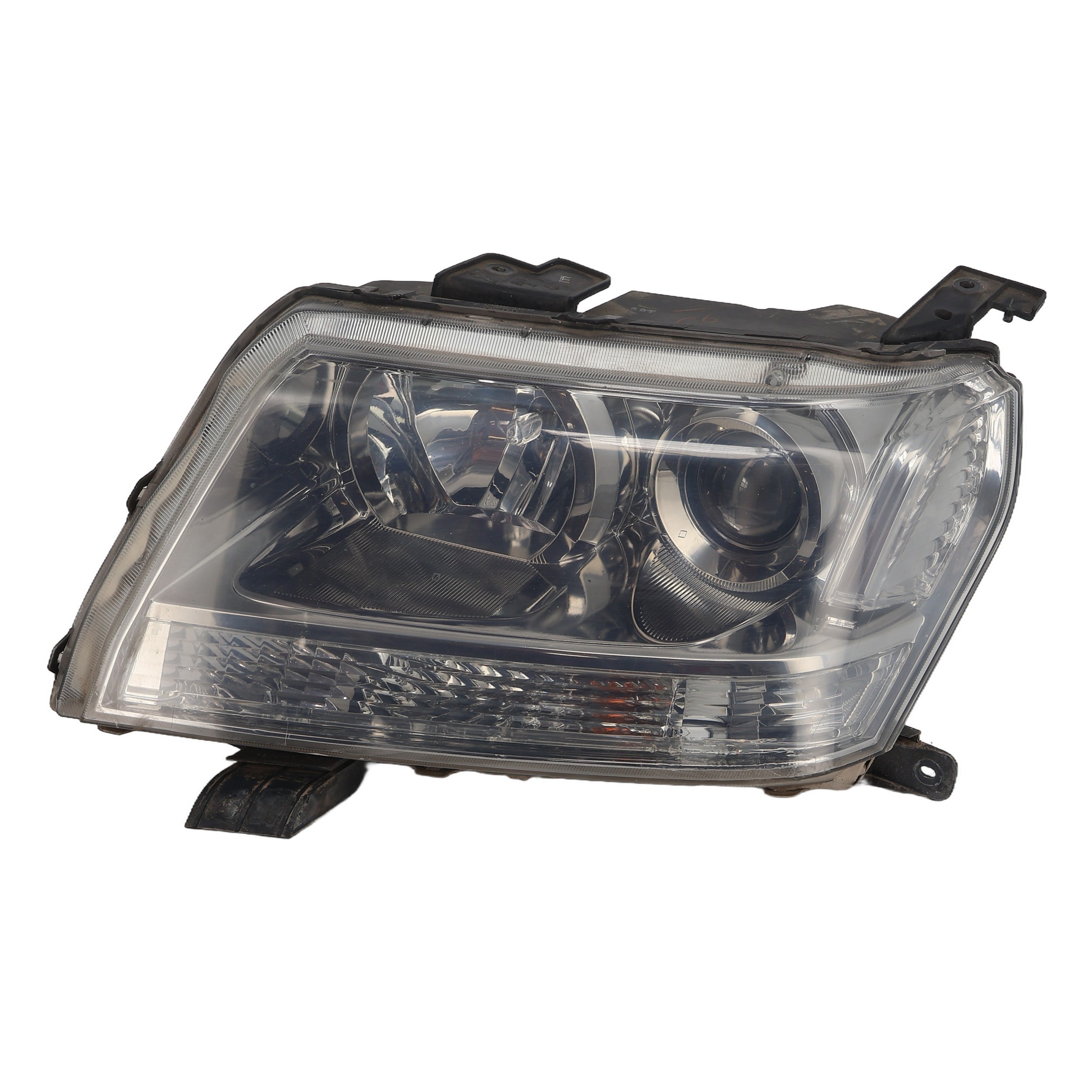Optique avant principal gauche (feux)(phare) pour SUZUKI GRAND VITARA 2 PHASE 1 Optique avant principal gauche (feux)(phare) pour SUZUKI GRAND VITARA 2 PHASE 1