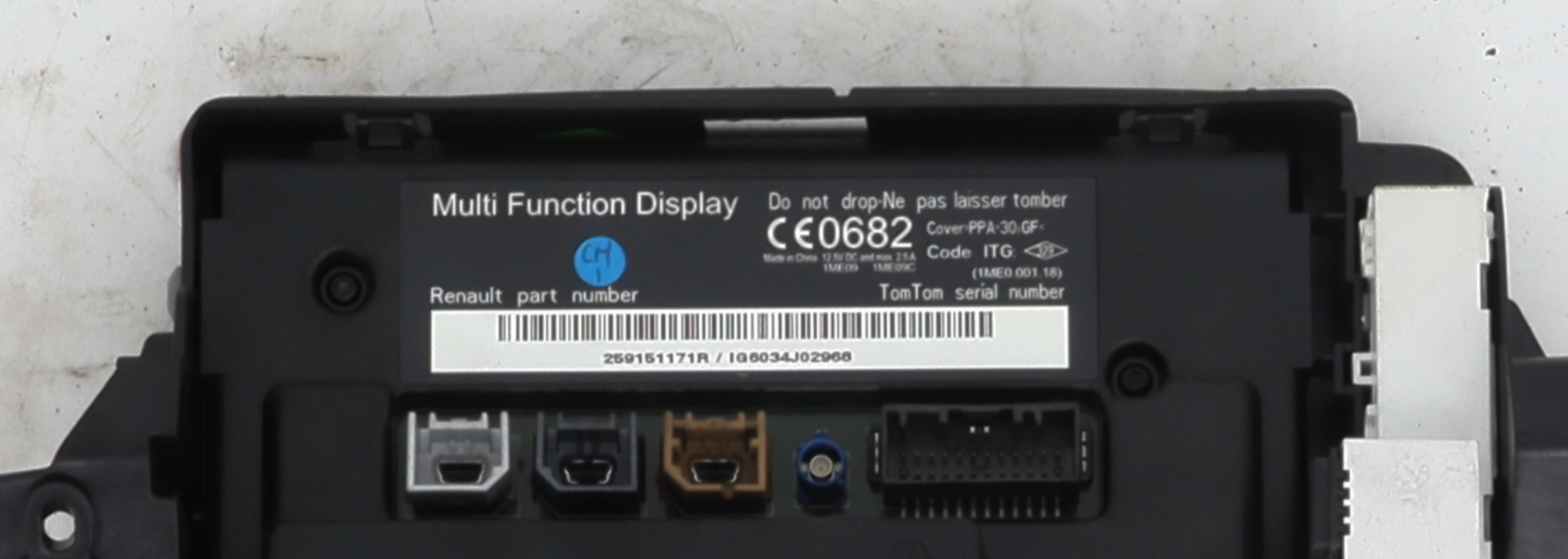 Ecran GPS pour RENAULT MEGANE 3 PHASE 1 CABRIOLET Ecran GPS pour RENAULT MEGANE 3 PHASE 1 CABRIOLET
