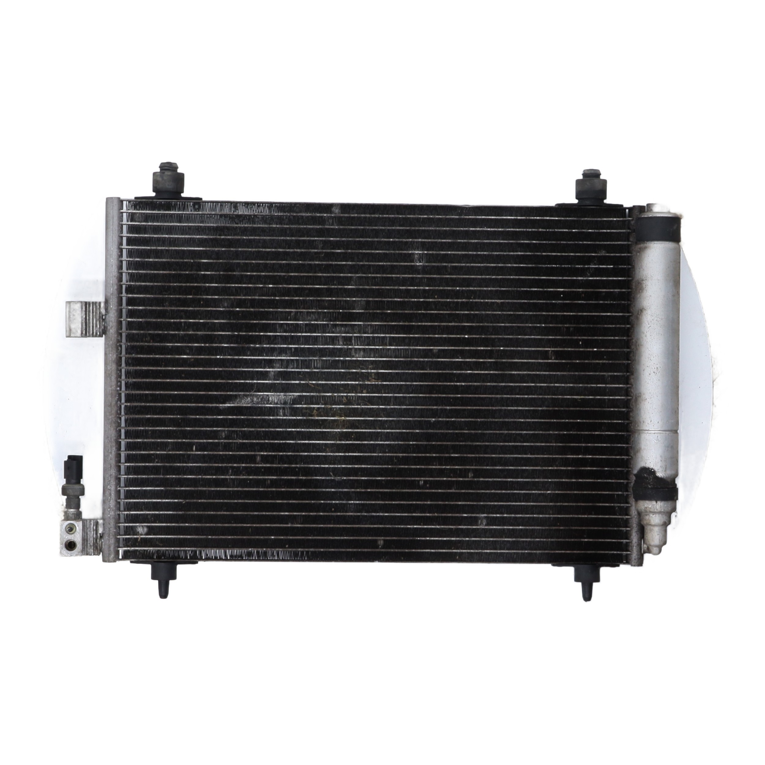 Condenseur de clim pour PEUGEOT 407 PHASE 1 Condenseur de clim pour PEUGEOT 407 PHASE 1