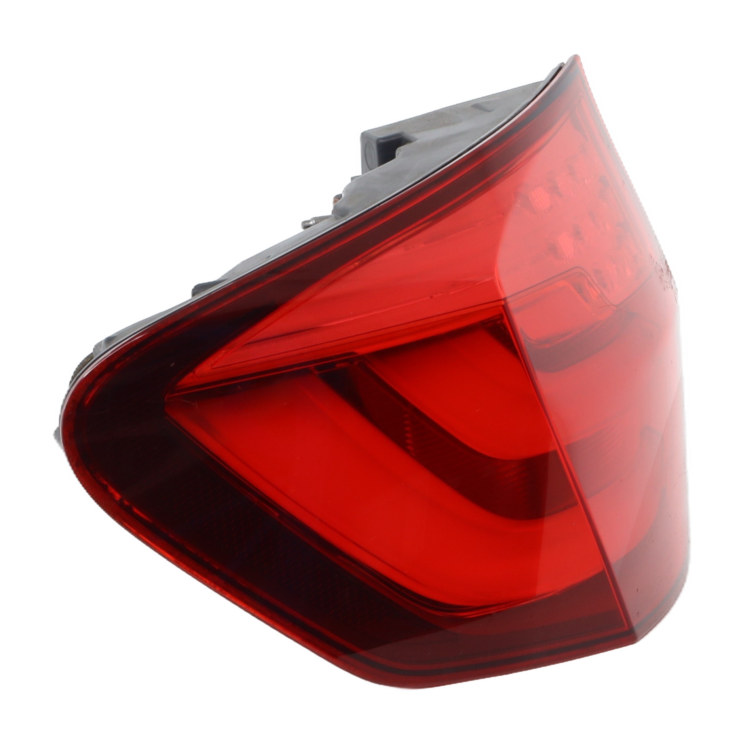 Feu arriere principal gauche (feux) pour BMW SERIE 5 F11 TOURING PHASE 1 BREAK Feu arriere principal gauche (feux) pour BMW SERIE 5 F11 TOURING PHASE 1 BREAK