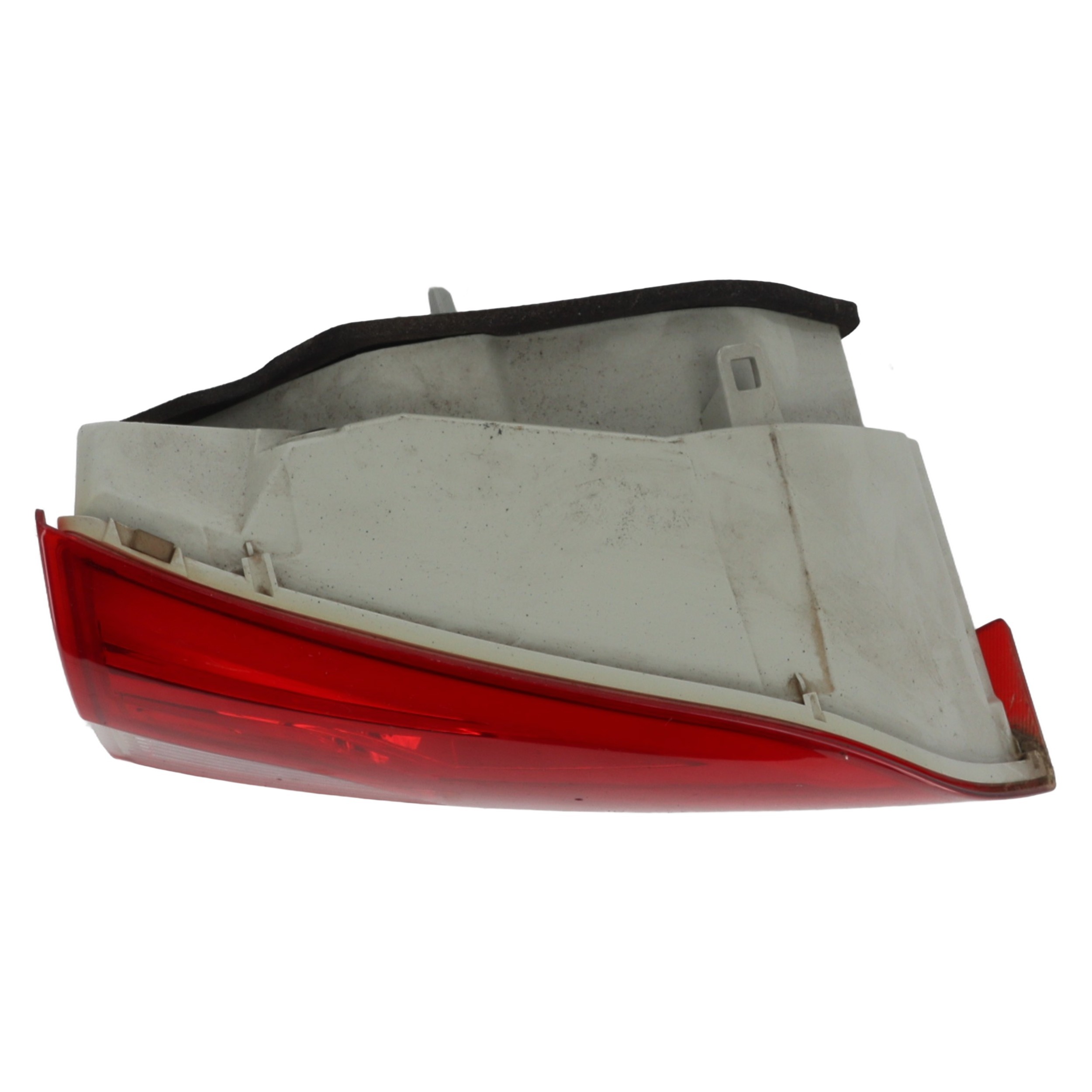 Feu arriere secondaire gauche (feux) pour PEUGEOT 308 2 SW PHASE 1 BREAK Feu arriere secondaire gauche (feux) pour PEUGEOT 308 2 SW PHASE 1 BREAK
