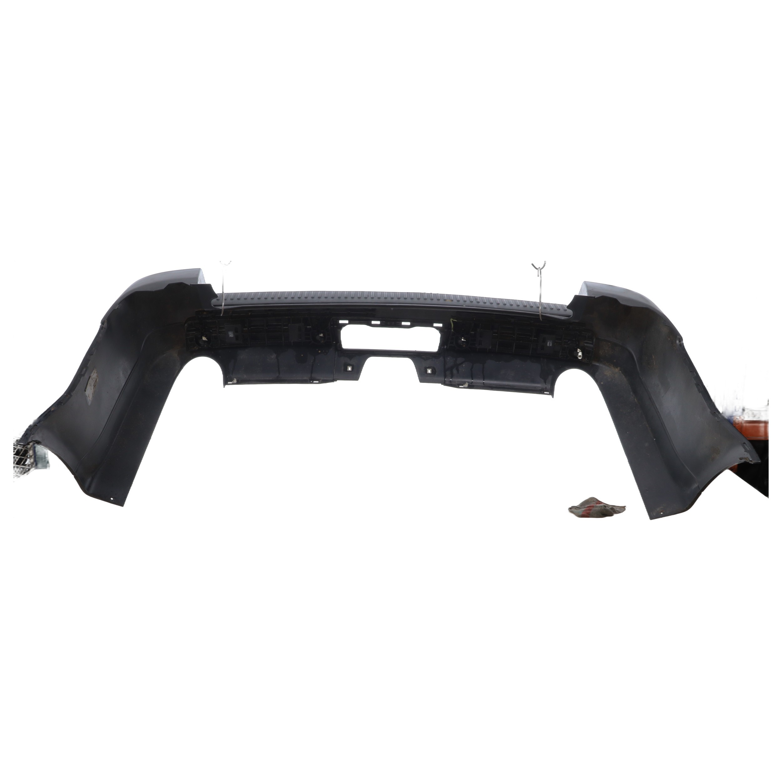 Pare choc arriere pour LAND ROVER RANGE ROVER 1 SPORT PHASE 1 Pare choc arriere pour LAND ROVER RANGE ROVER 1 SPORT PHASE 1