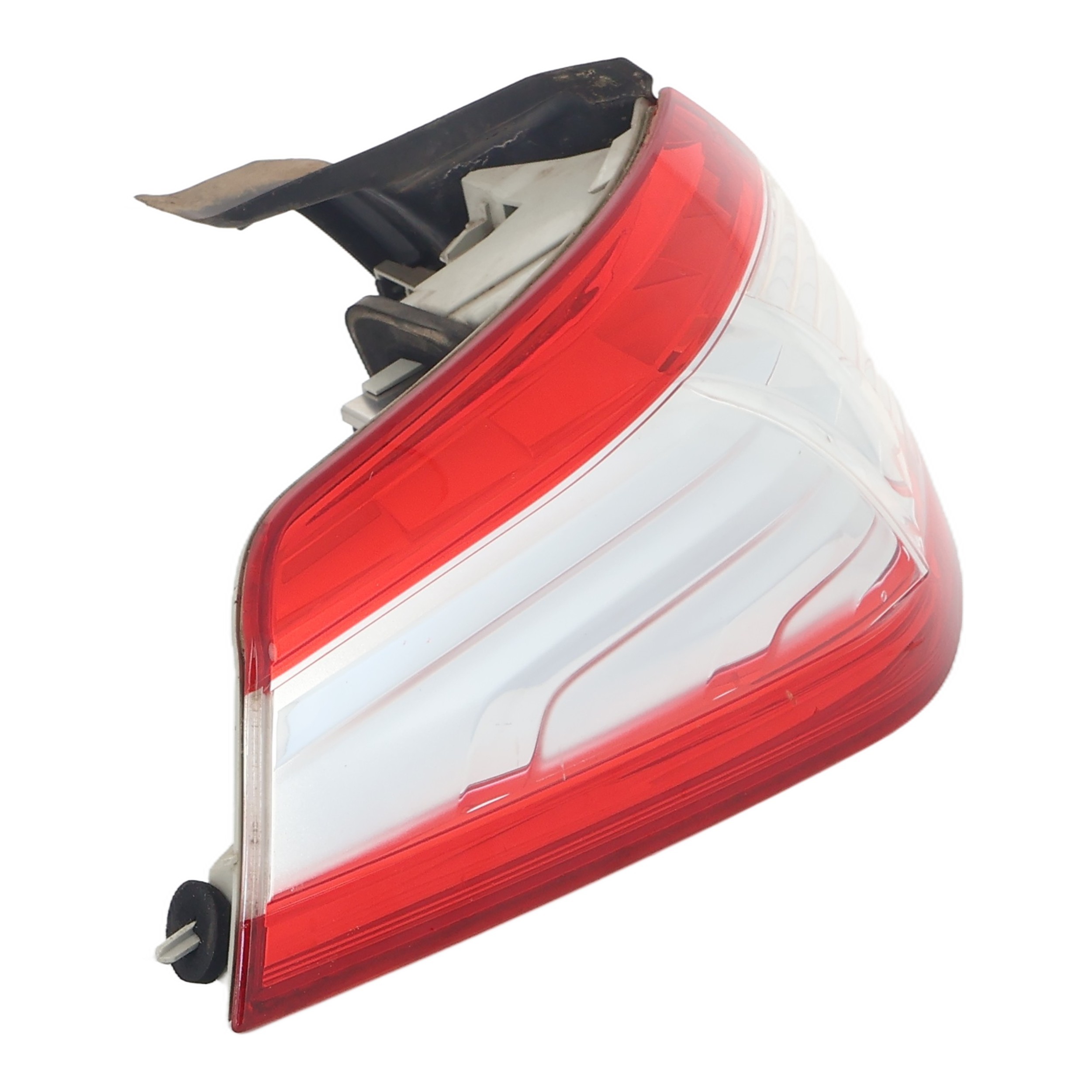 Feu arriere principal gauche (feux) pour PEUGEOT 508 1 SW PHASE 2 BREAK Feu arriere principal gauche (feux) pour PEUGEOT 508 1 SW PHASE 2 BREAK