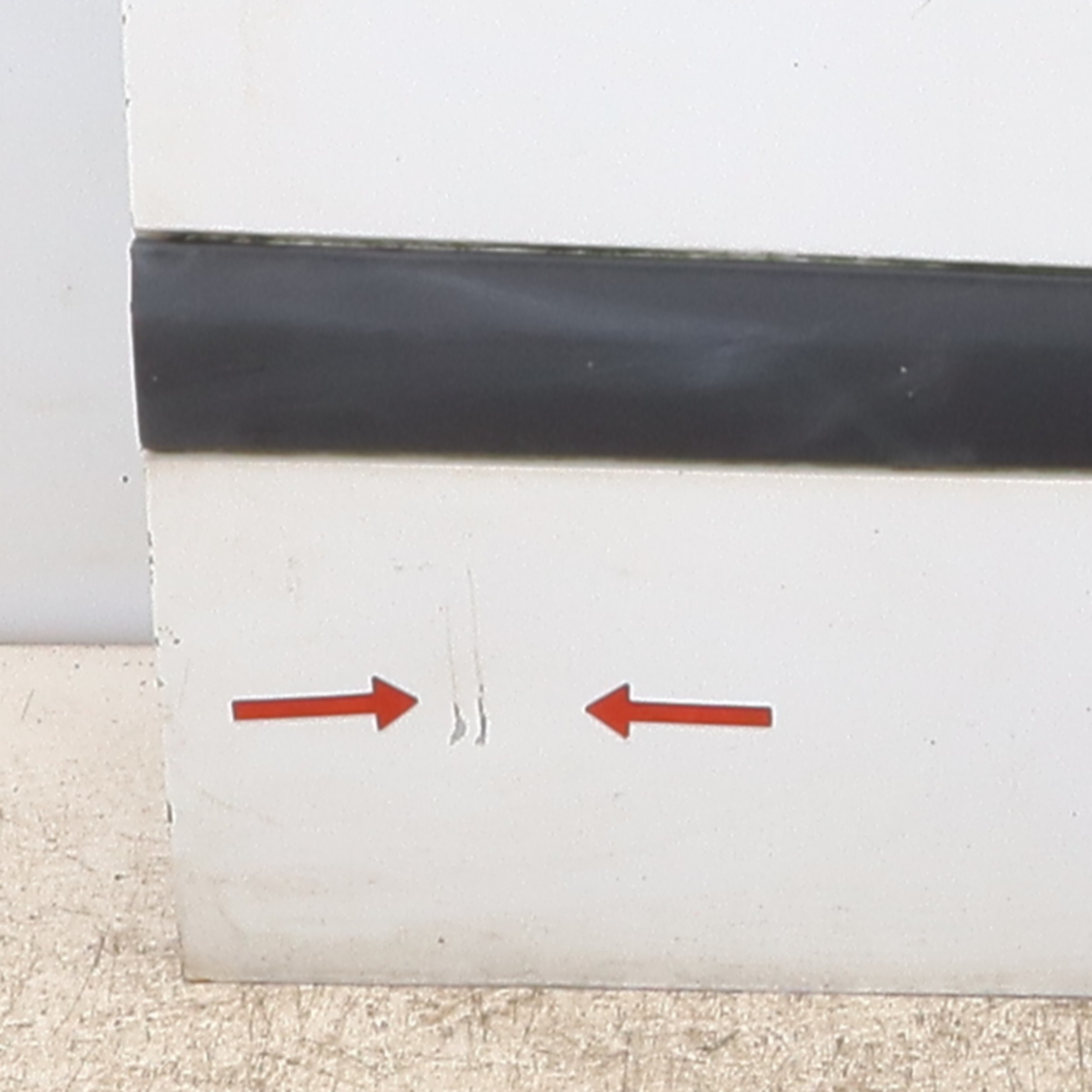 Porte avant droit pour MERCEDES VITO 639 PHASE 1 Porte avant droit pour MERCEDES VITO 639 PHASE 1