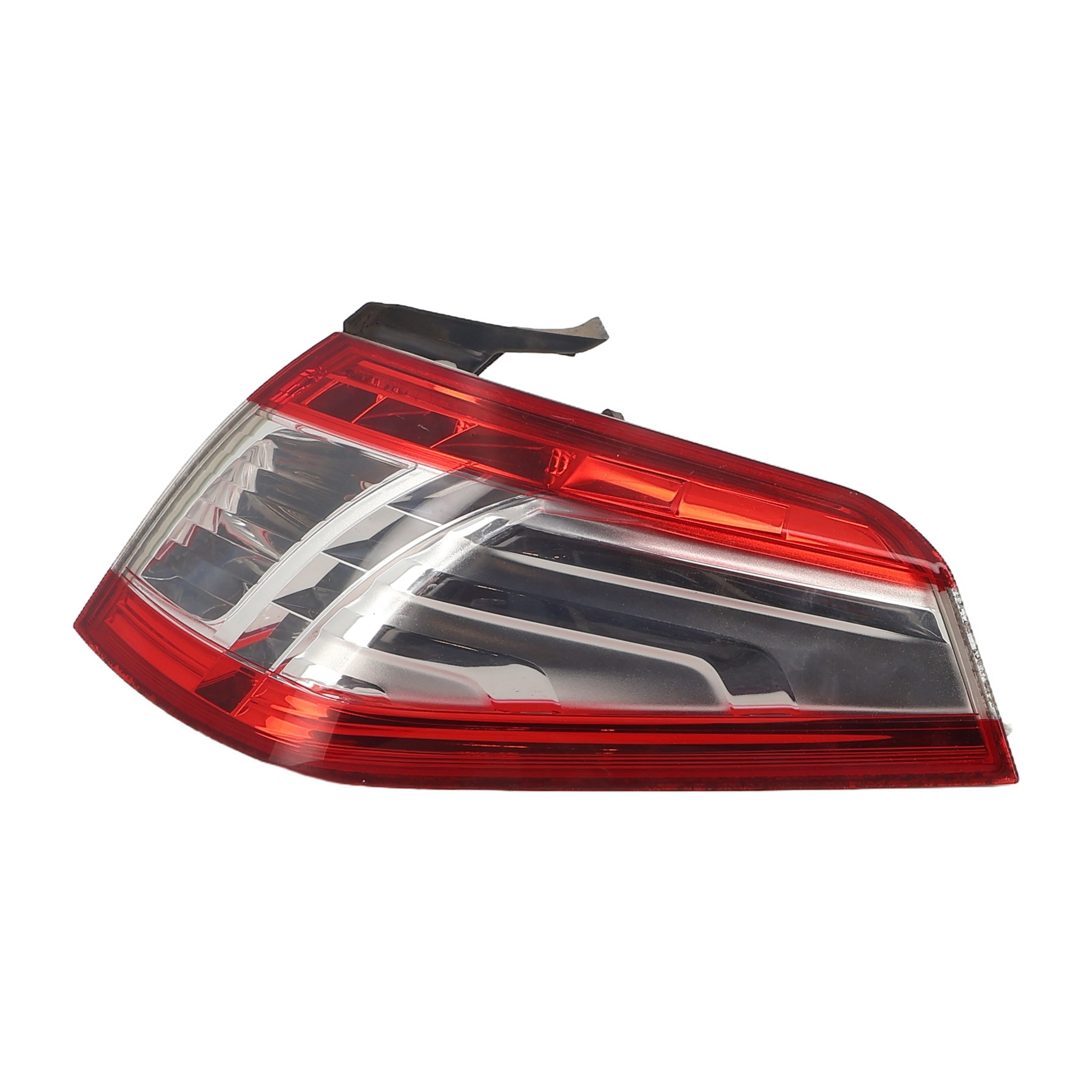 Feu arriere principal droit (feux) pour PEUGEOT 508 SW Feu arriere principal droit (feux) pour PEUGEOT 508 SW