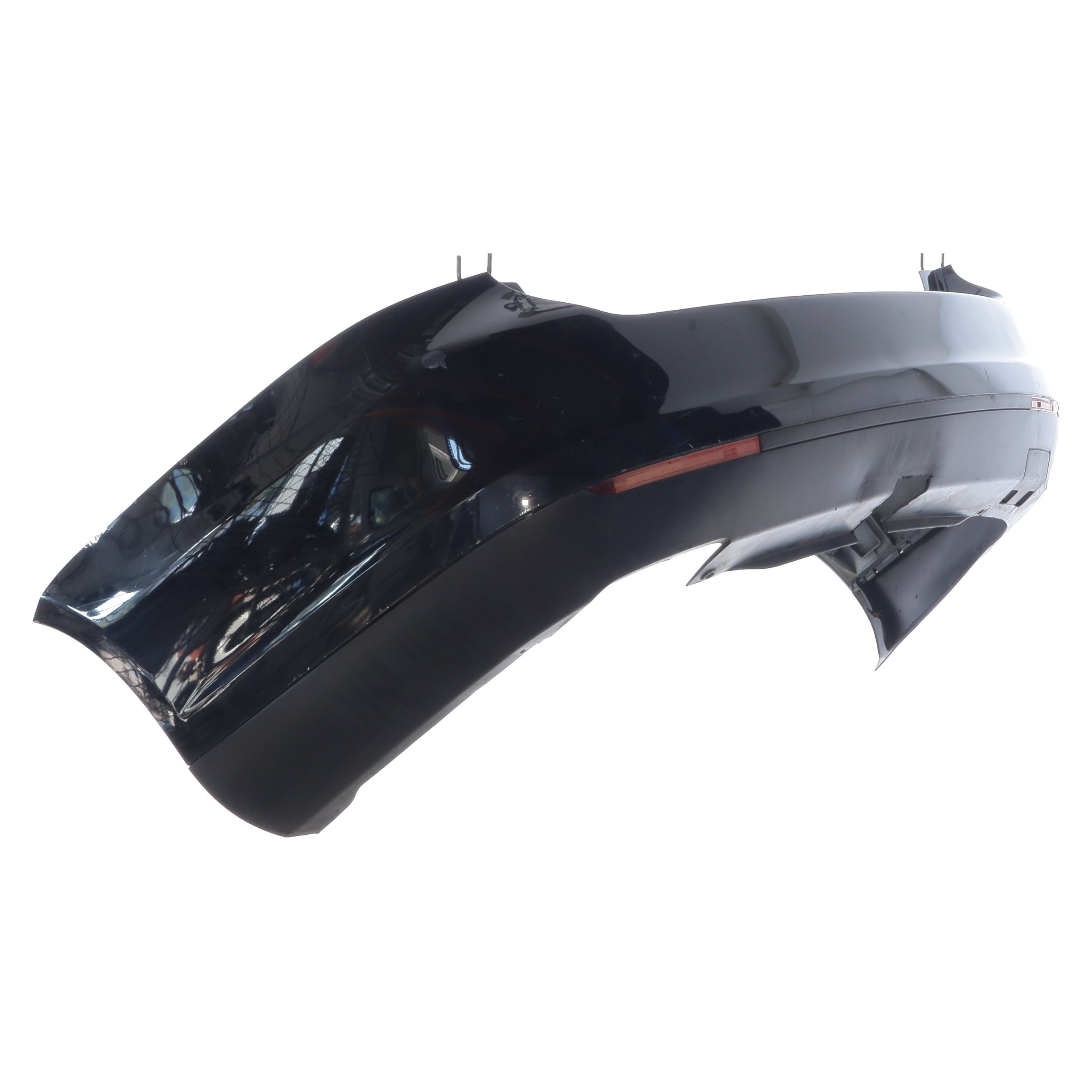 Pare choc arriere pour VOLKSWAGEN GOLF 5 BREAK Pare choc arriere pour VOLKSWAGEN GOLF 5 BREAK