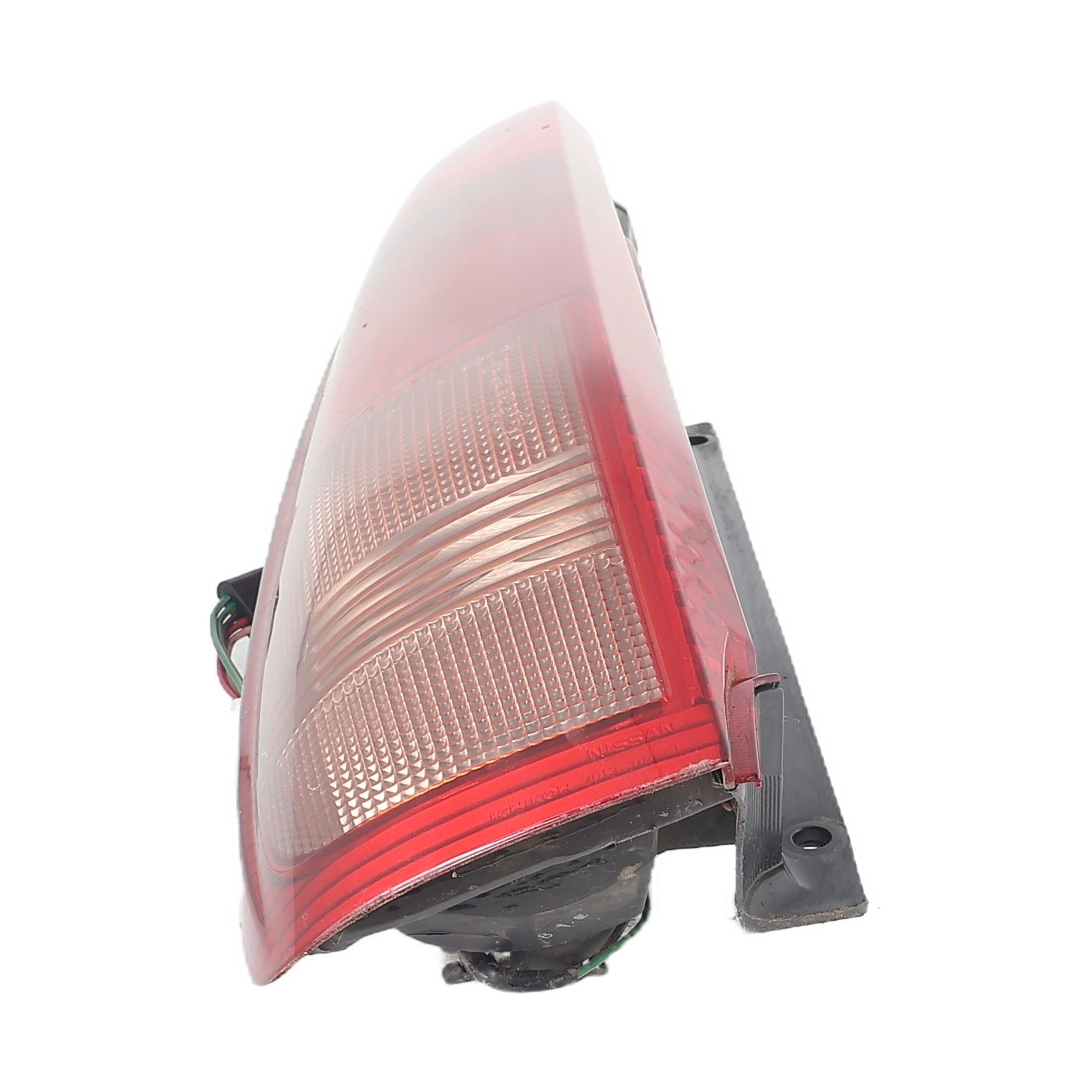 Feu arriere principal gauche (feux) pour NISSAN X-TRAIL 1 PHASE 2 Feu arriere principal gauche (feux) pour NISSAN X-TRAIL 1 PHASE 2