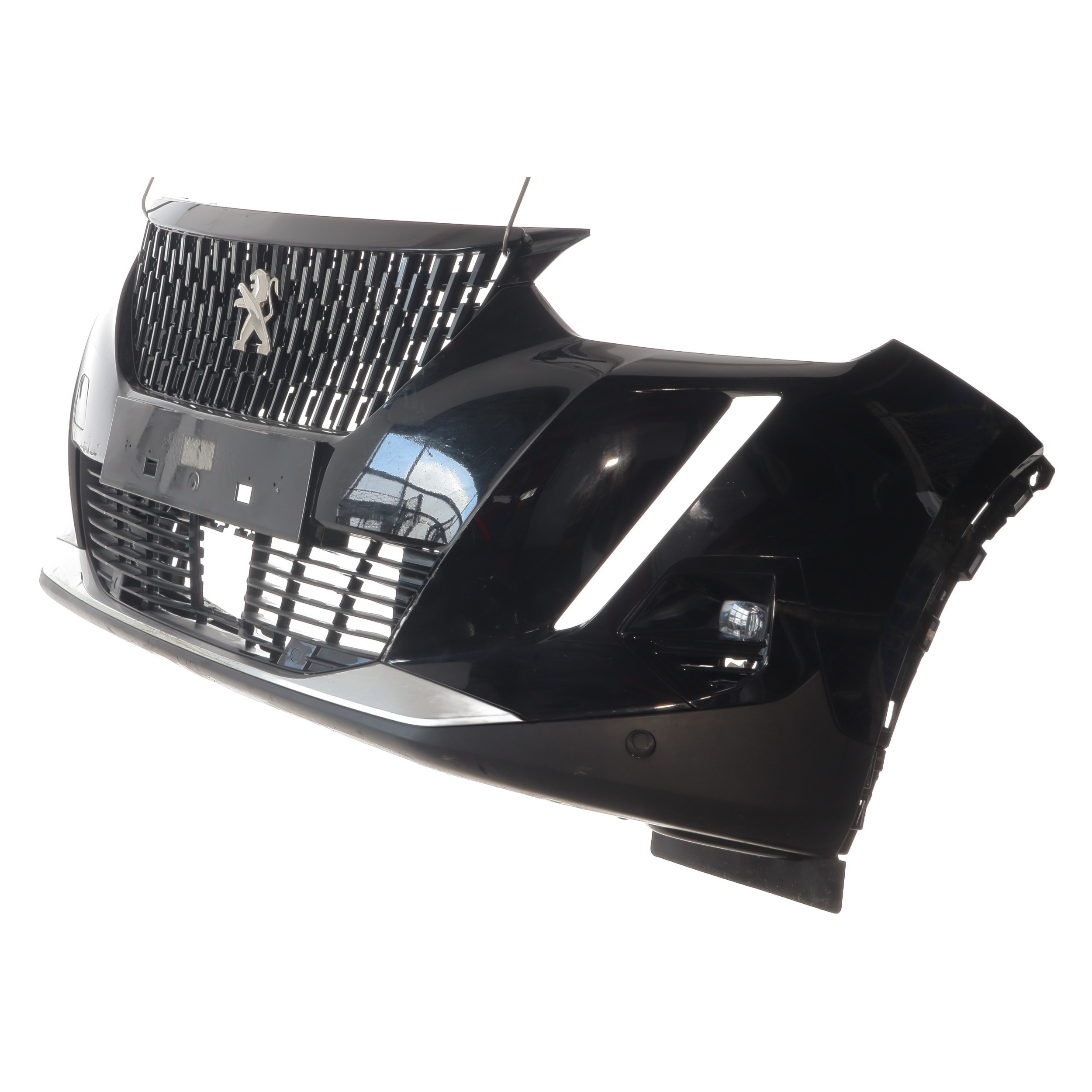 Pare choc avant pour PEUGEOT 2008 2 Pare choc avant pour PEUGEOT 2008 2